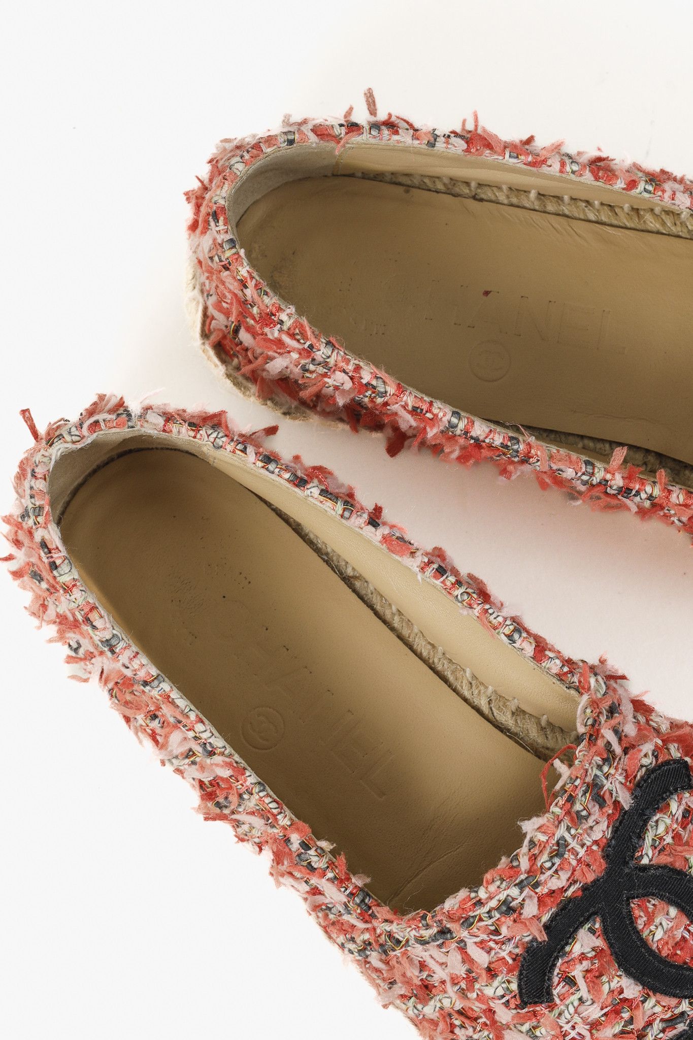 Chanel Chanel 21C Coral Tweed Grosgrain CC-Logo Espadrilles Size US 6.5 / IT 36.5 - 10 Thumbnail