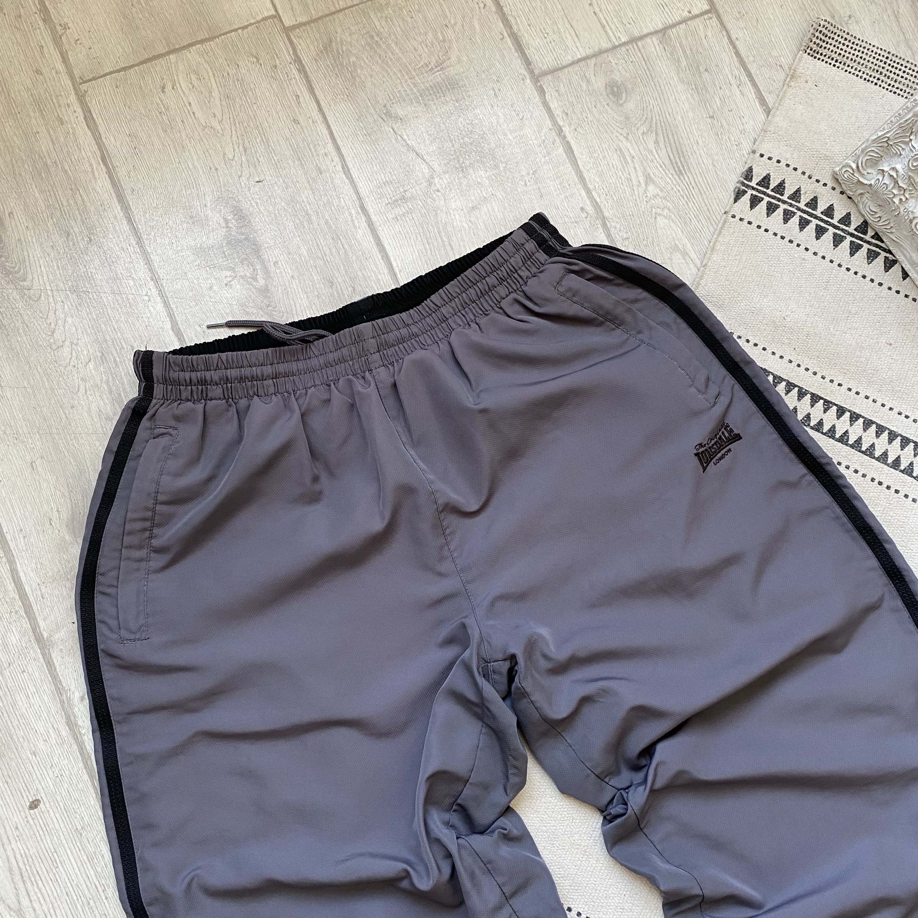 Lonsdale 🦣 Vintage Lonsdale Nylon track pants baggy Y2K Nike style Size US 34 / EU 50 - 2 Thumbnail