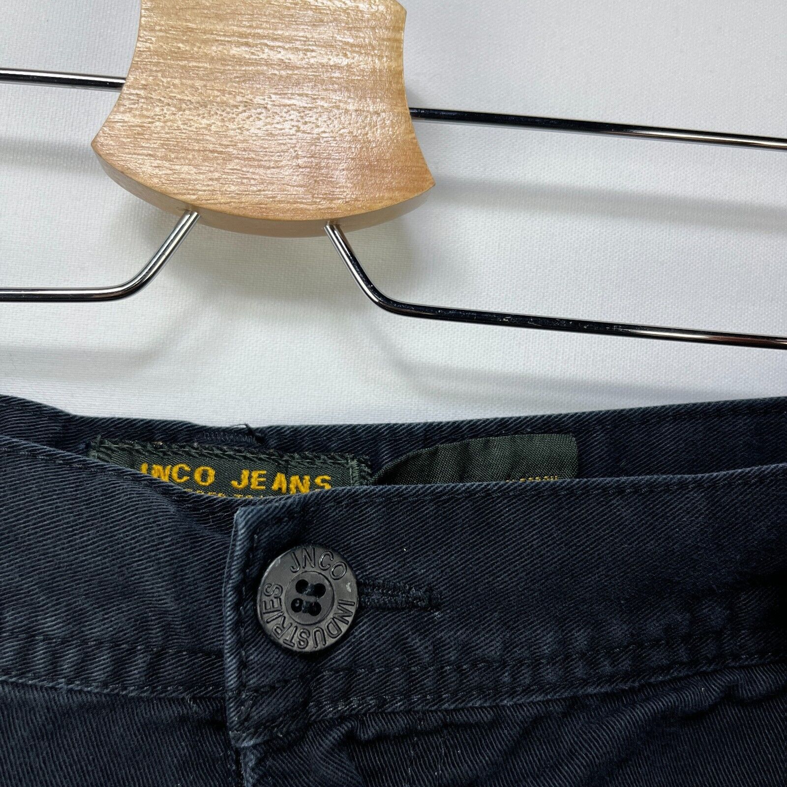 JNCO × Vintage Vintage JNCO Shorts Cargo Rare 36 Baggy Wide Leg Embroidered Size US 36 / EU 52 - 14 Thumbnail