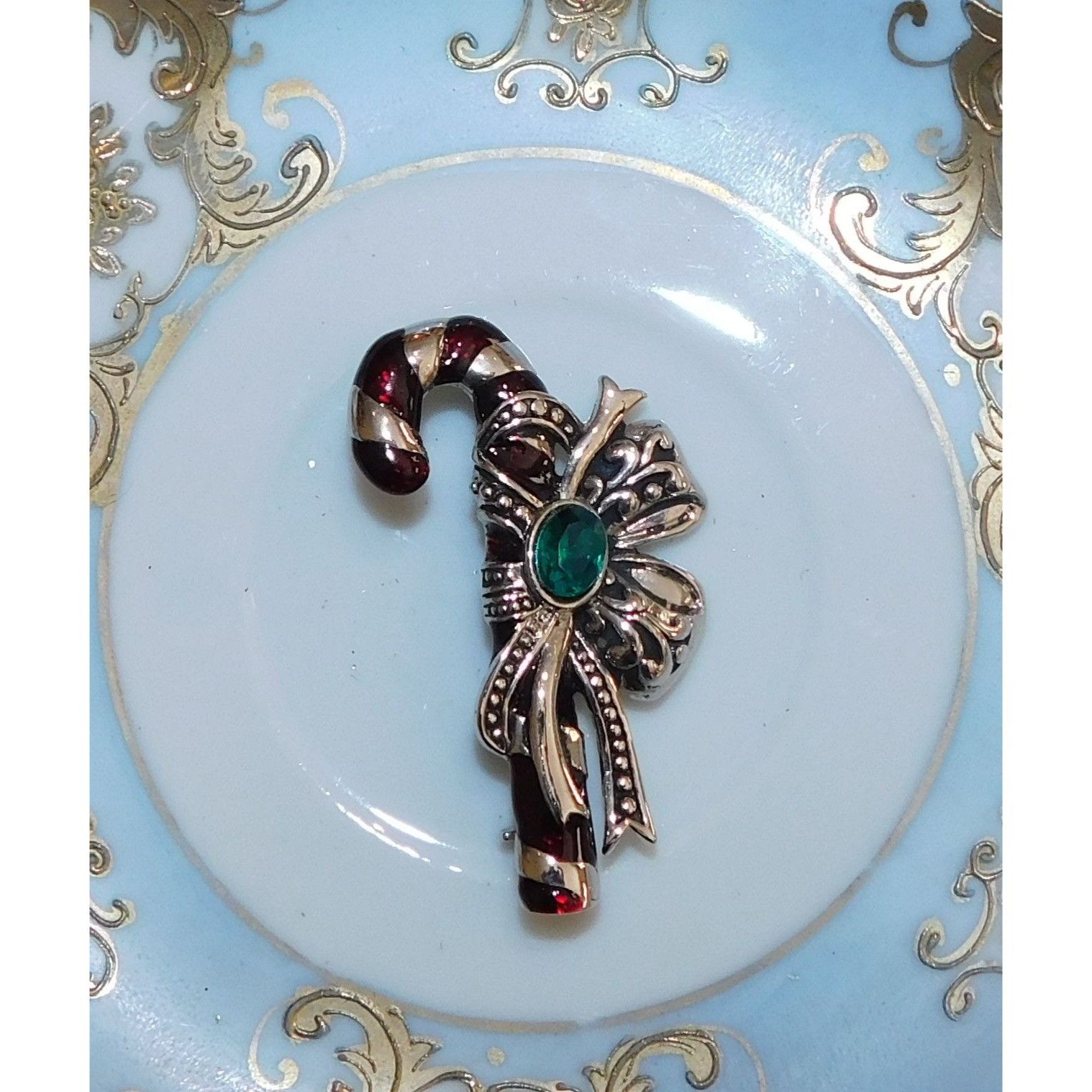 Other Vintage Silver Tone Candy Cane Brooch With Green Stone Size ONE SIZE - 2 Thumbnail