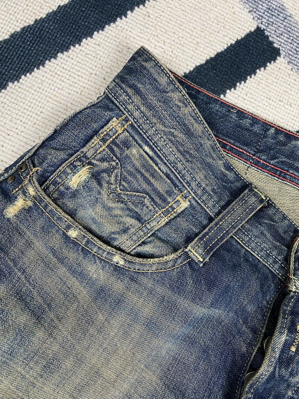 Replay × Vintage Vintage Replay Dirty Distressed Jeans Size US 29 - 7 Thumbnail