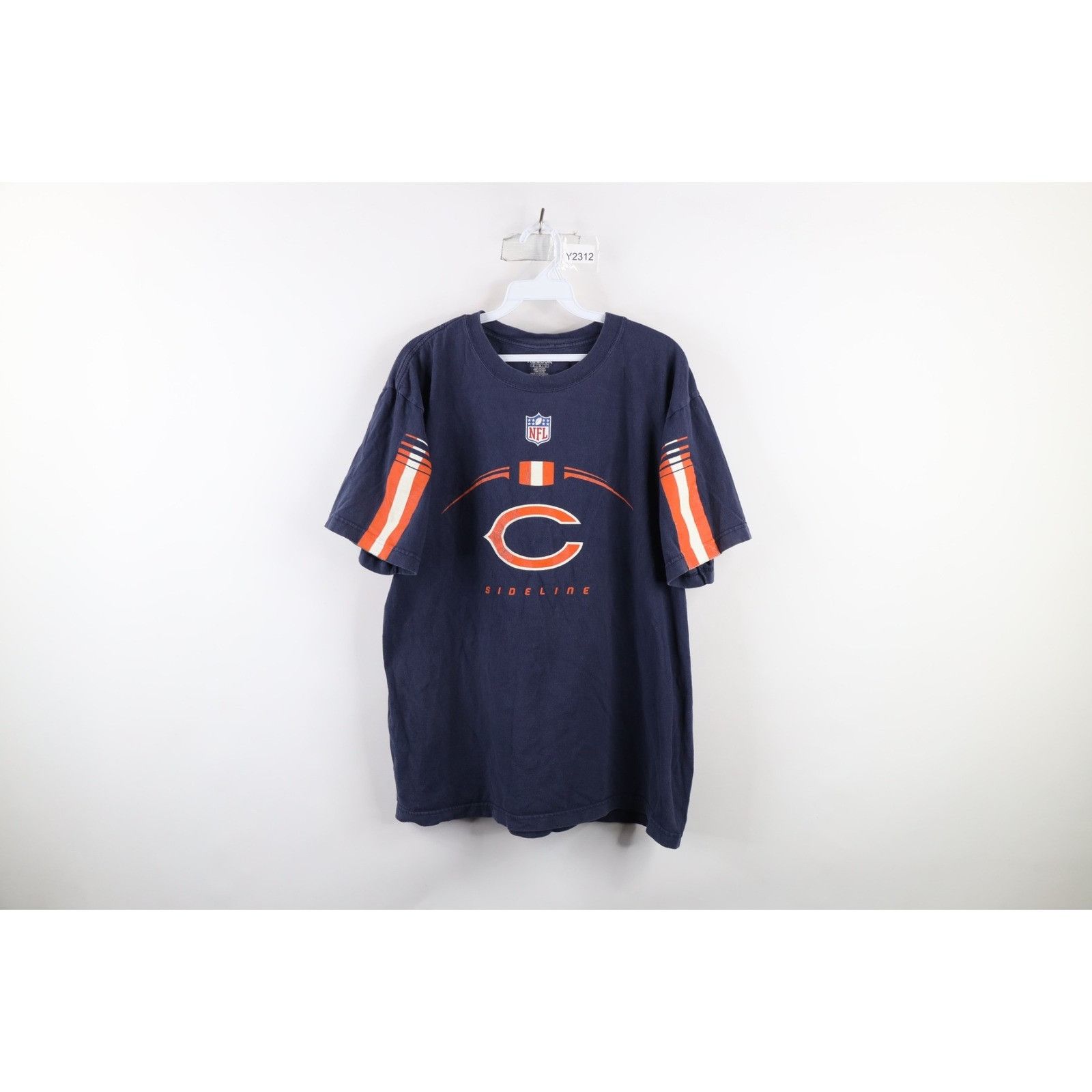 Reebok Vintage Reebok Sideline Chicago Bears Football T-Shirt Size US XL / EU 56 / 4 - 1 Thumbnail