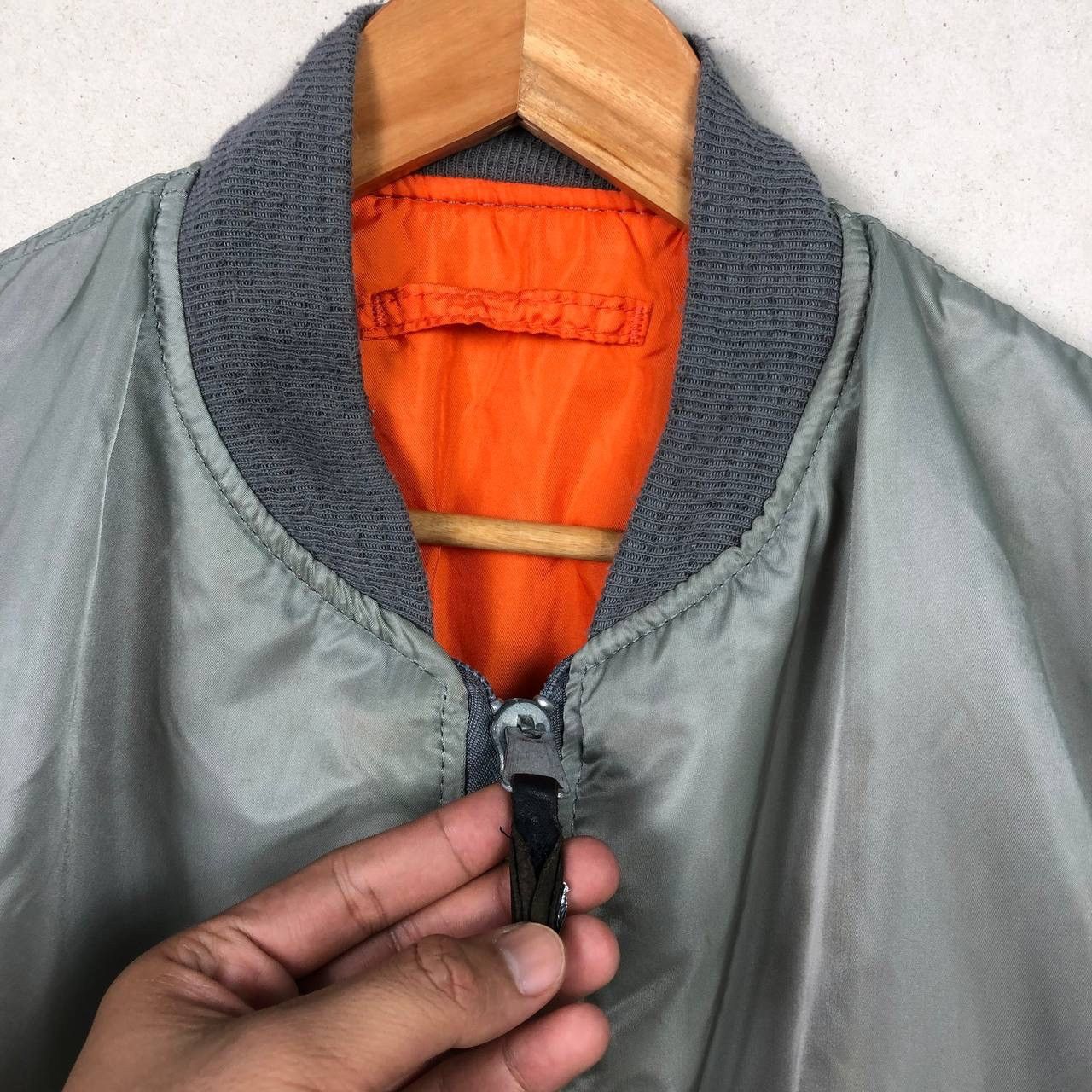 Alpha Industries Vintage Alpha Industries MA-1 Flight Jacket Bomber Jacket Size US L / EU 52-54 / 3 - 9 Thumbnail