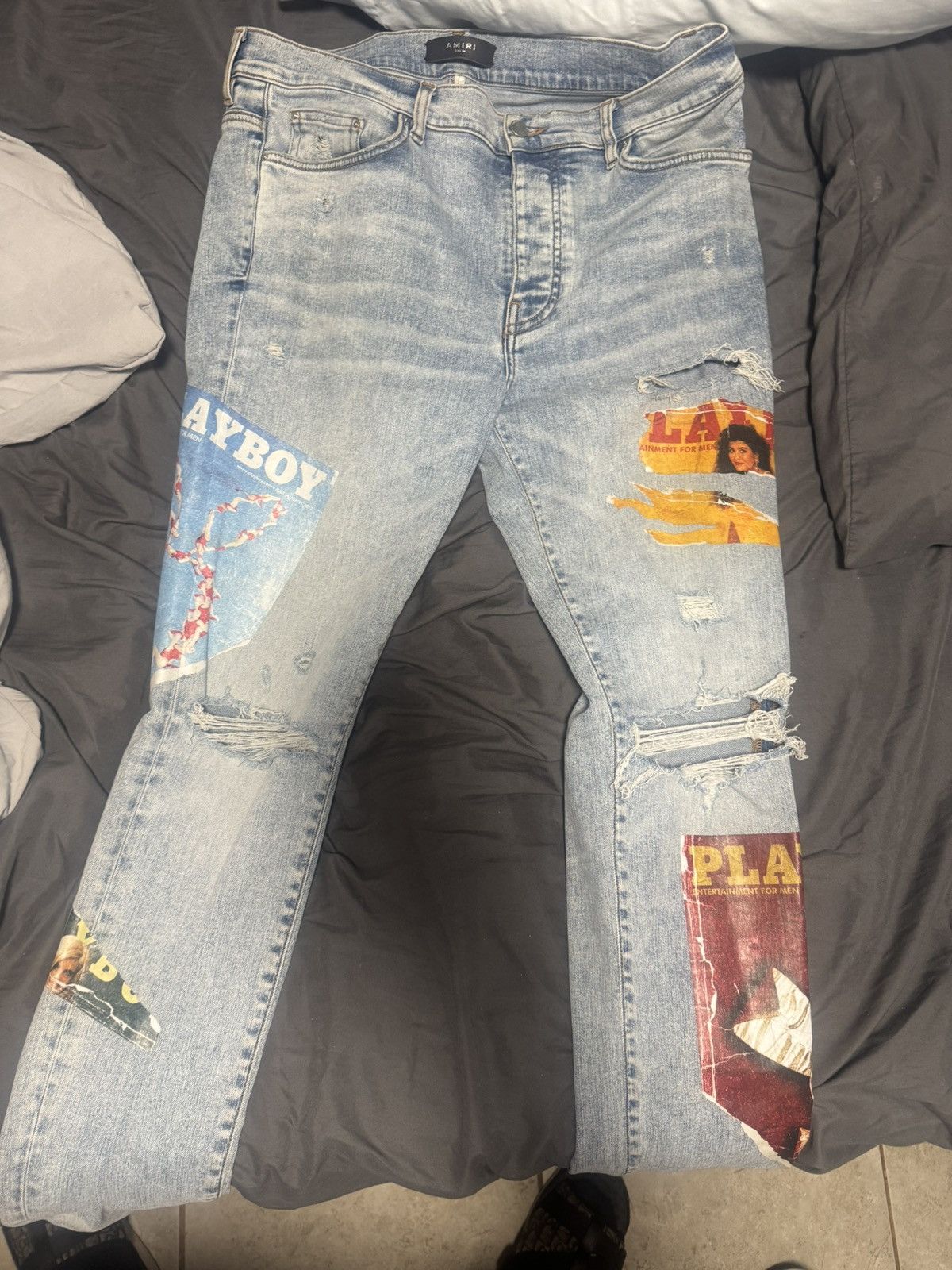 AMIRI playboyコラボ デニム ジーンズ AMIRI Playboy Magazine Skinny Jean Aged Black メンズ - JP
