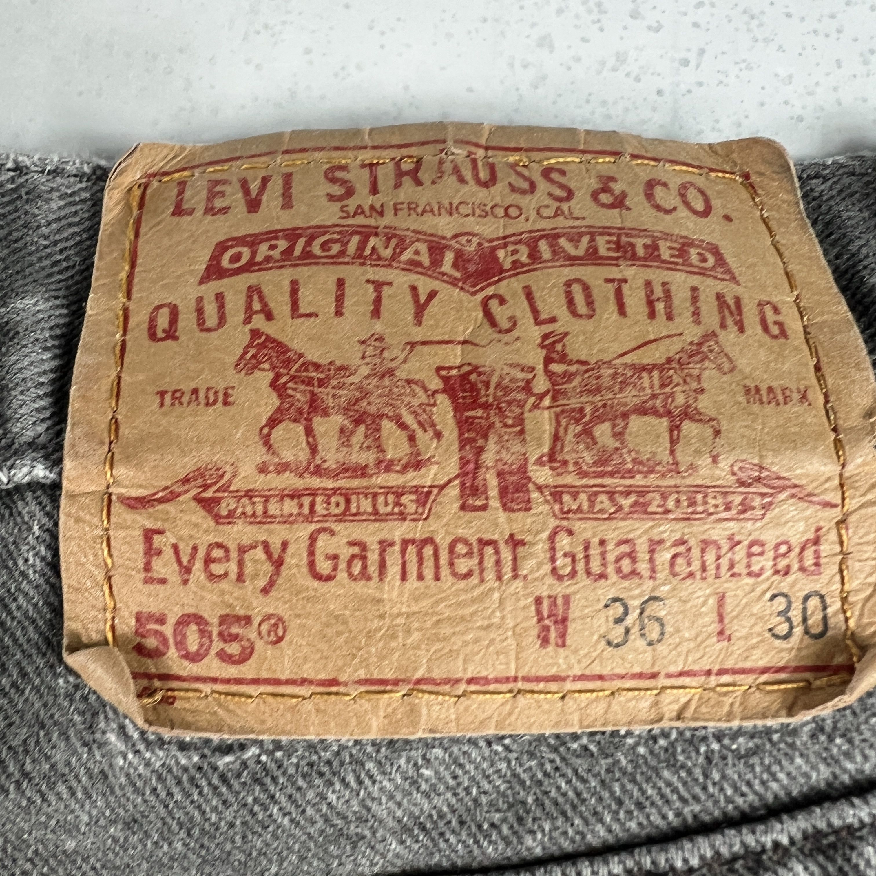 Levi's × Vintage Y2K Levi's Jean Shorts 505 Faded Cut Off Cotton Denim Jorts Size US 34 / EU 50 - 13 Thumbnail
