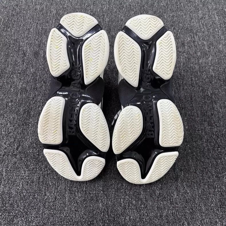 Balenciaga Balenciaga The black and white pink logo of Dad Shoes Tripl Size US 8 / EU 41 - 7 Thumbnail