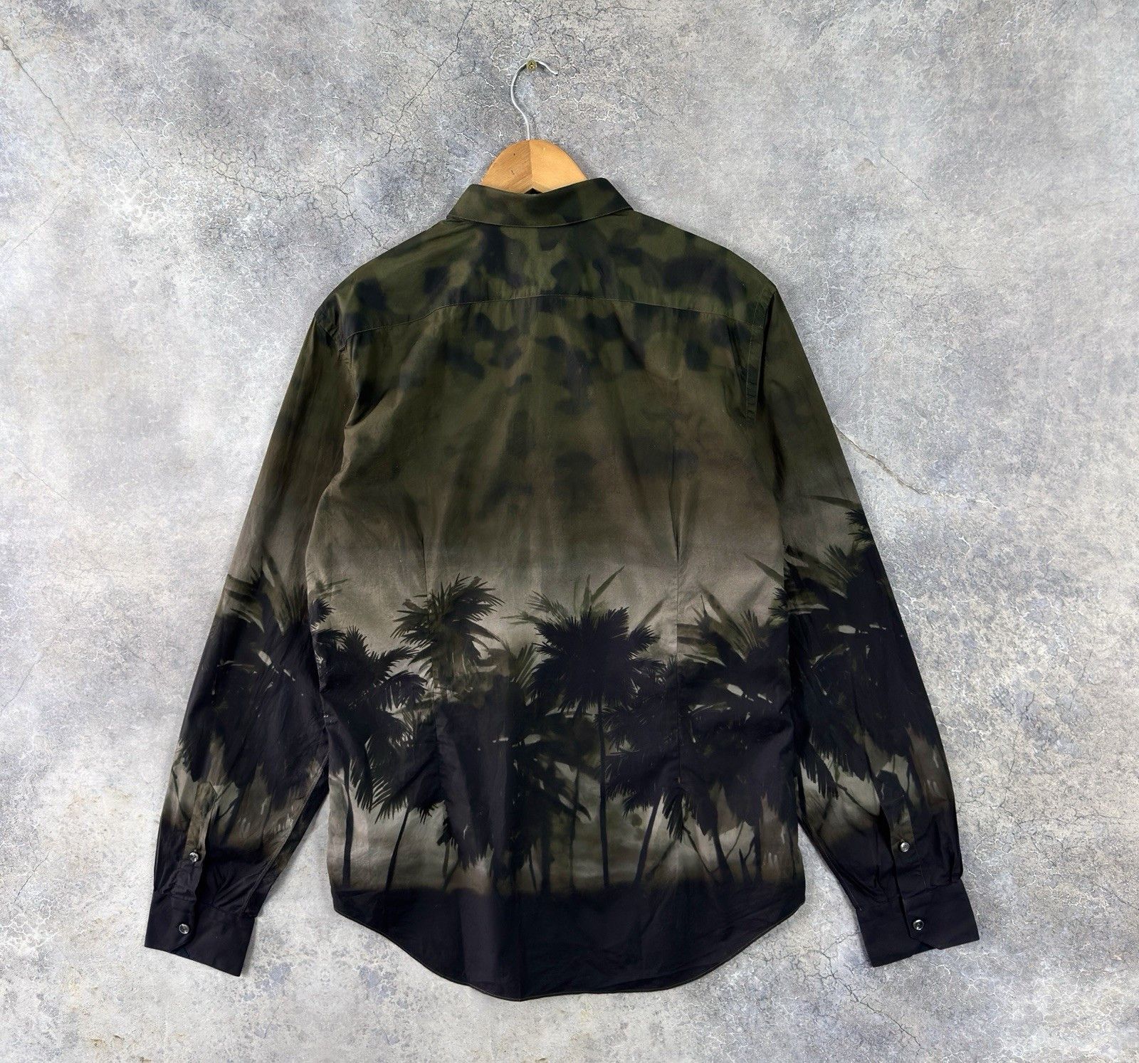 Valentino Valentino Men’s Palm Tree Print Shirt Green Black Size 42 Size US L / EU 52-54 / 3 - 6 Thumbnail