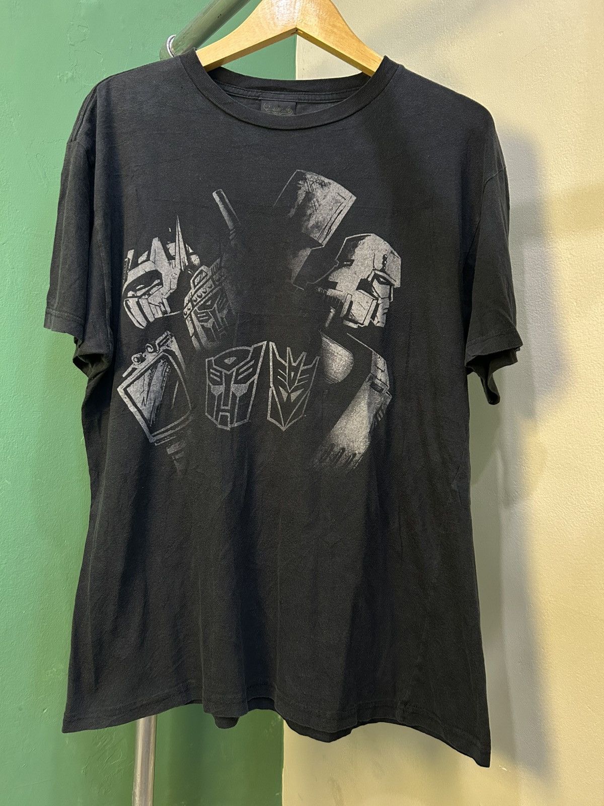 Vintage Transformer Robots Cartoon Optimus vs Megatron Tee Size US L / EU 52-54 / 3 - 1 Thumbnail