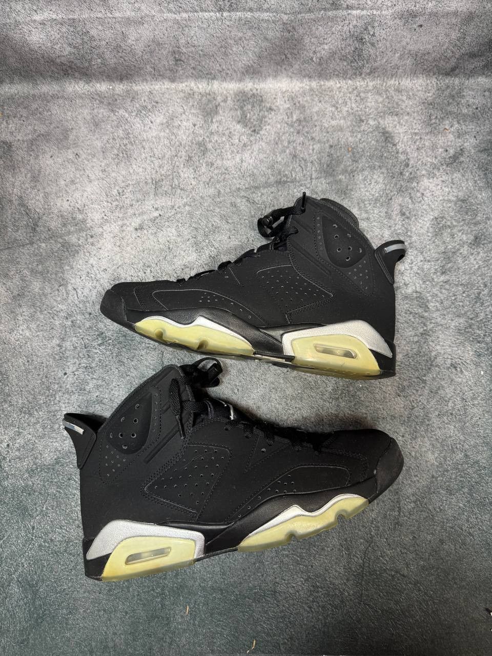Jordan Brand Size 9.5 | Jordan 6 Chrome No Box | Pre-Owned Size US 9.5 / EU 42-43 - 6 Thumbnail