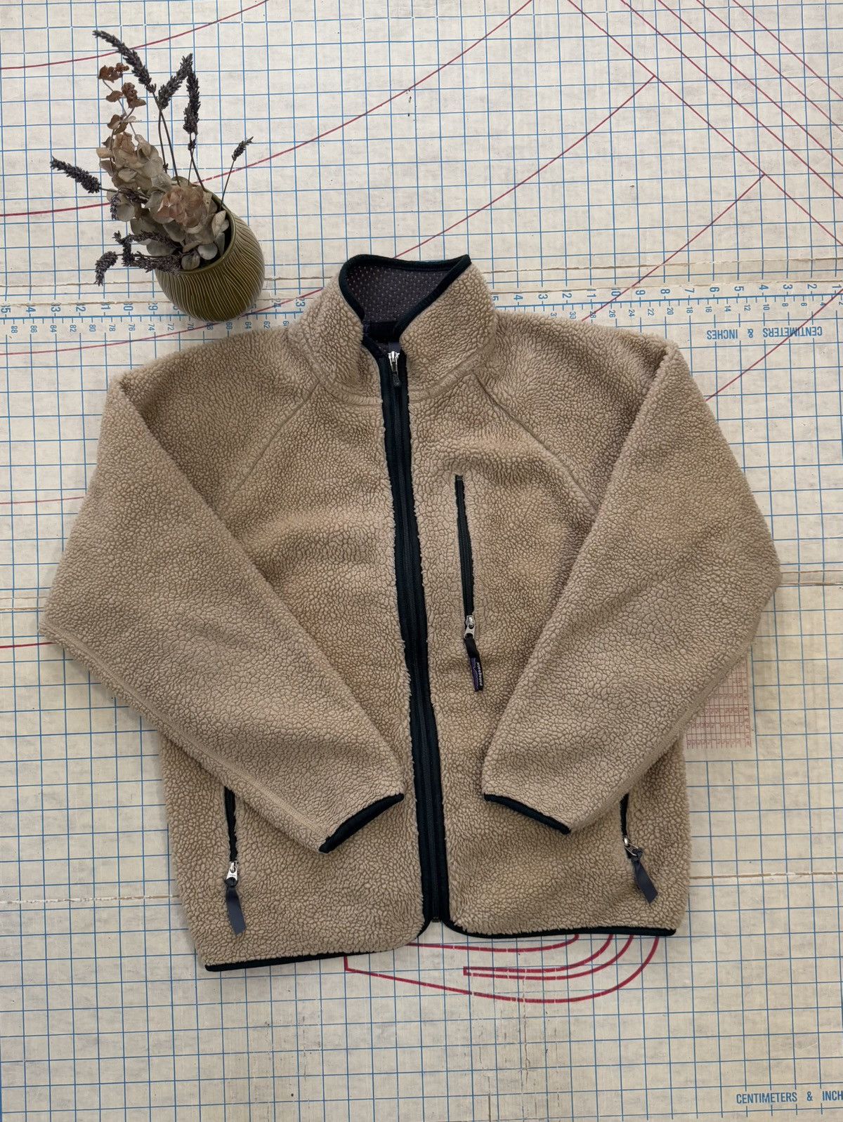 Patagonia × Vintage Vintage Patagonia Oatmeal Deep Pile Full Zip Fleece Large Size US L / EU 52-54 / 3 - 4 Thumbnail