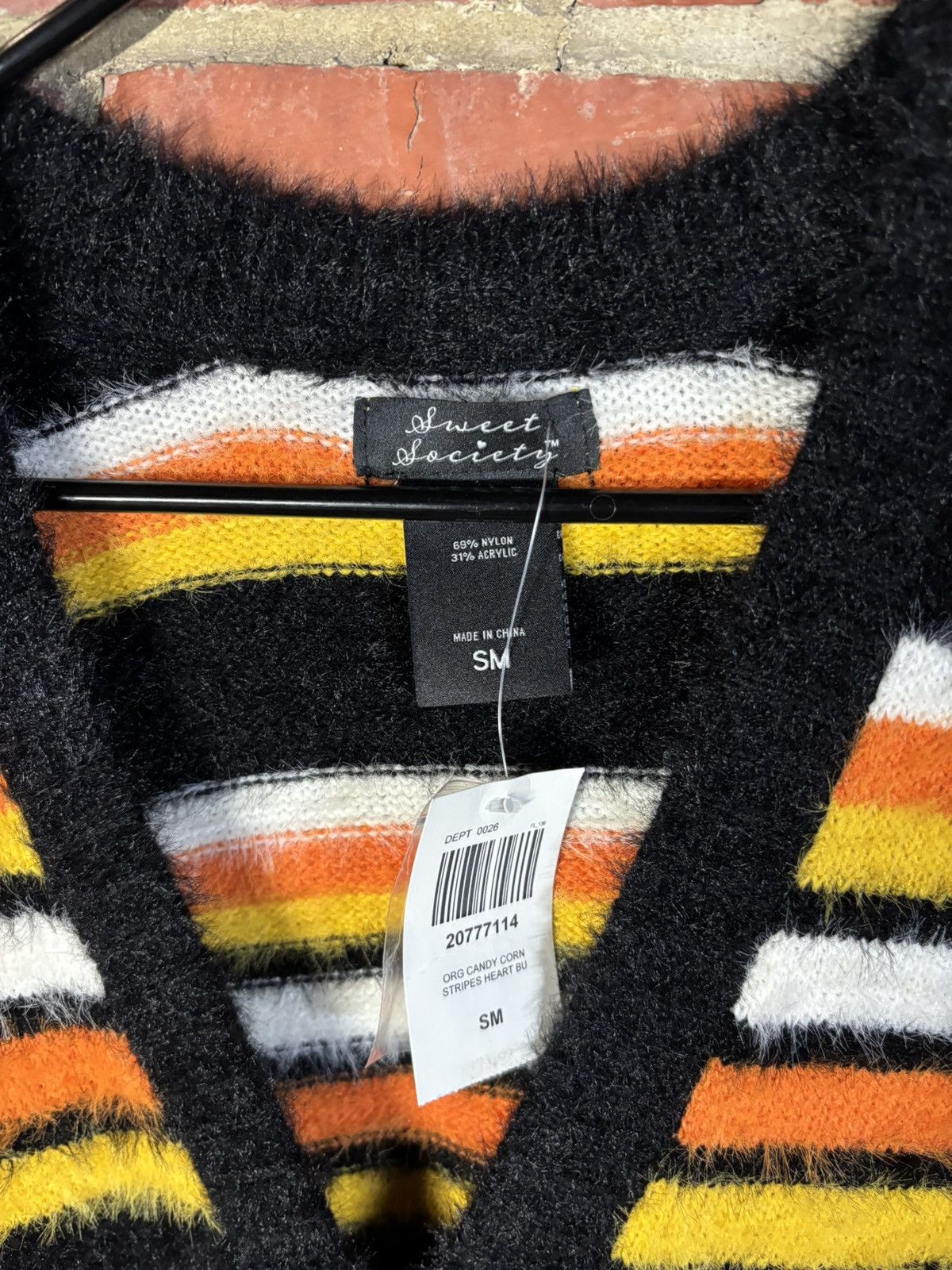 Hot Topic NWT Sweet Society Candy Corn Sweater Eyelash Halloween Sz S Size S / US 4 / IT 40 - 4 Thumbnail