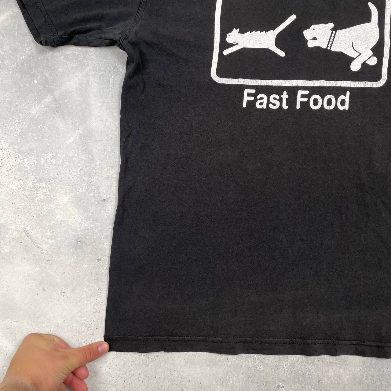 Other Vintage 2000s Chimpanzee Fast Food Humor T Shirt Faded Black Size US L / EU 52-54 / 3 - 12 Thumbnail