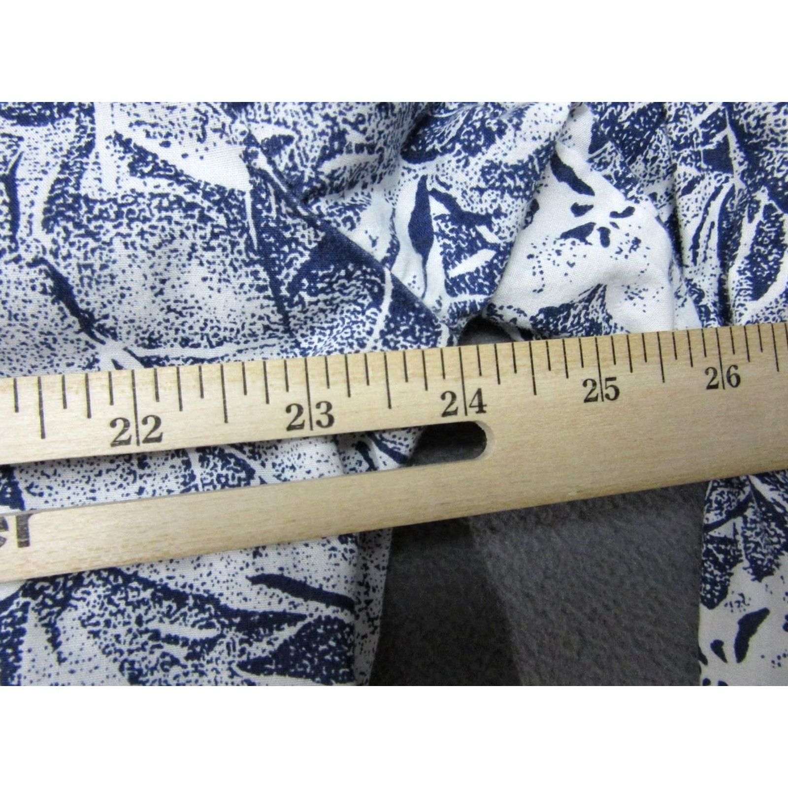 Vintage Shirtcraft Shirt Womens Large Blue Floral Hawaiian Long Sleeve Button-Up Casual Vintage USA Charcoal? Size L / US 10 / IT 46 - 6 Thumbnail