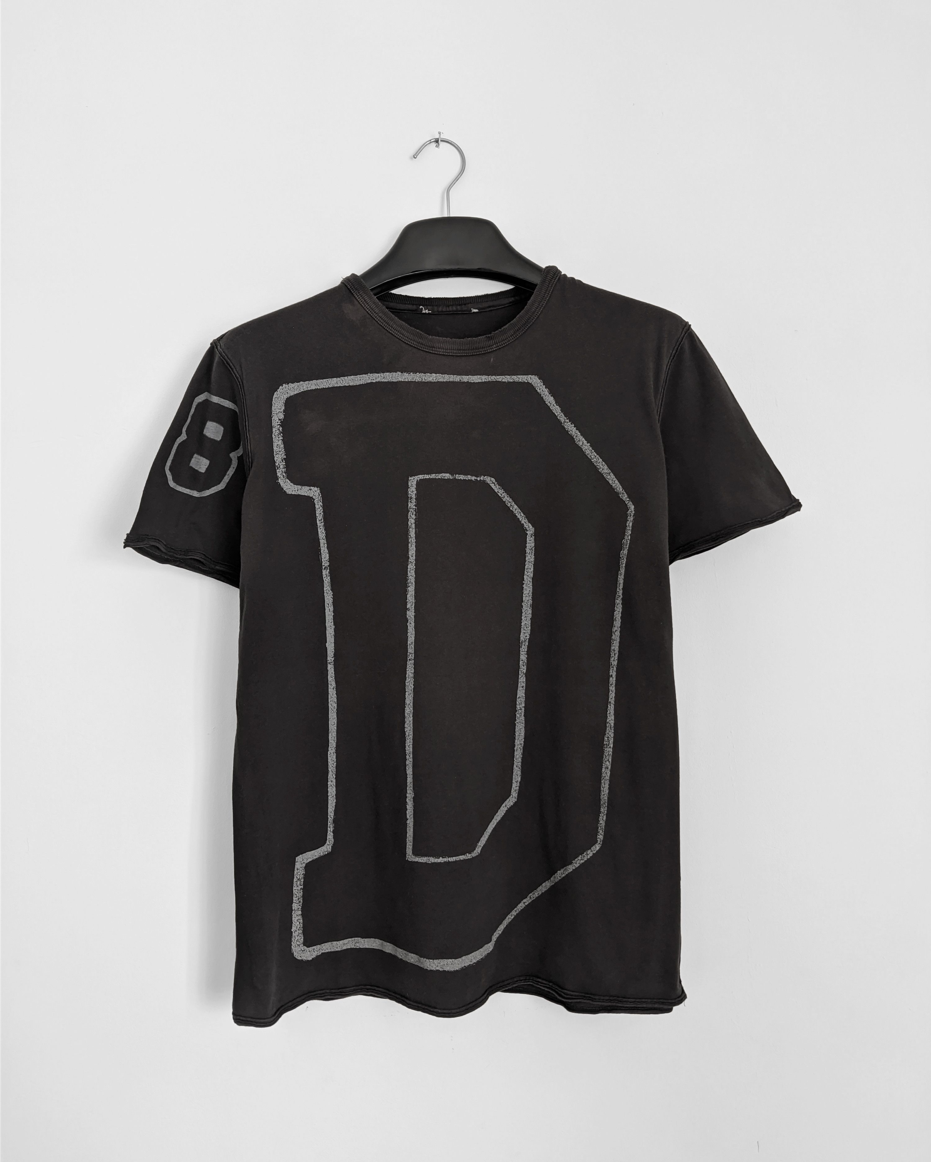 Vintage Vintage Diesel tshirt printed y2k big logo Size US M / EU 48-50 / 2 - 1 Thumbnail