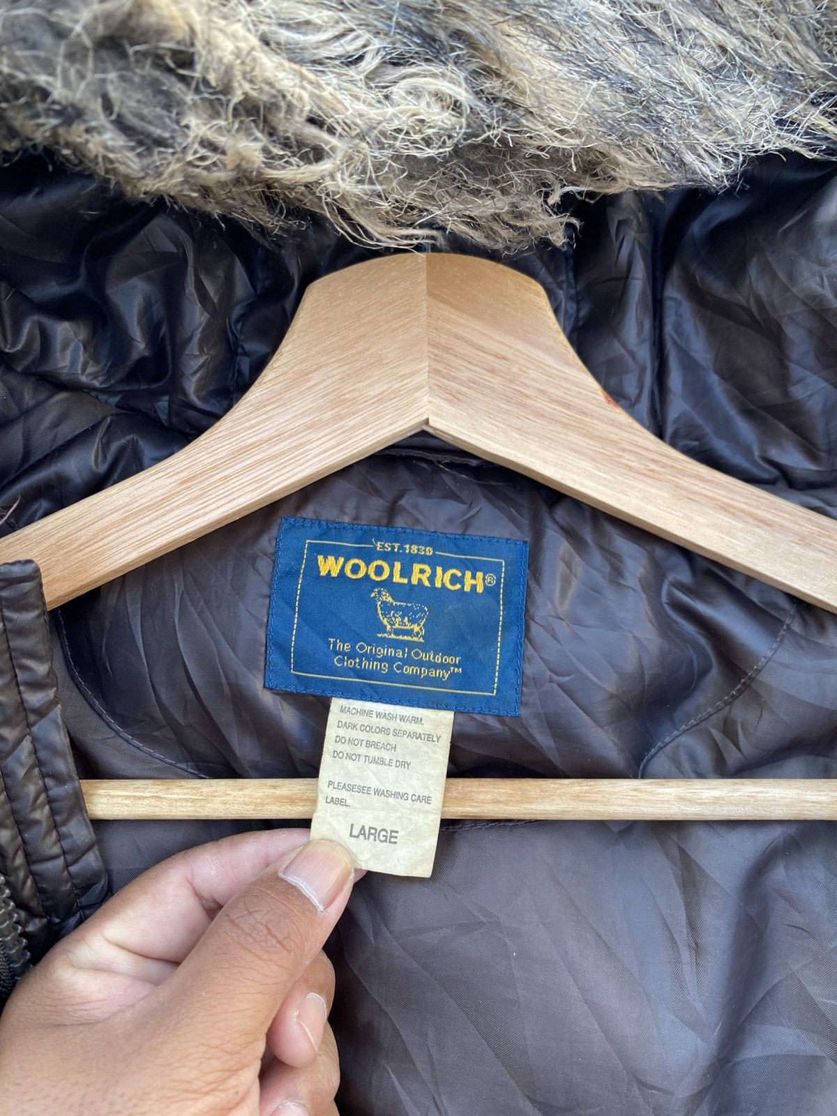 Woolrich Woolen Mills WoolRich Brown Puffer with a faux fur-trimmed Hood Jacket Size US L / EU 52-54 / 3 - 7 Thumbnail