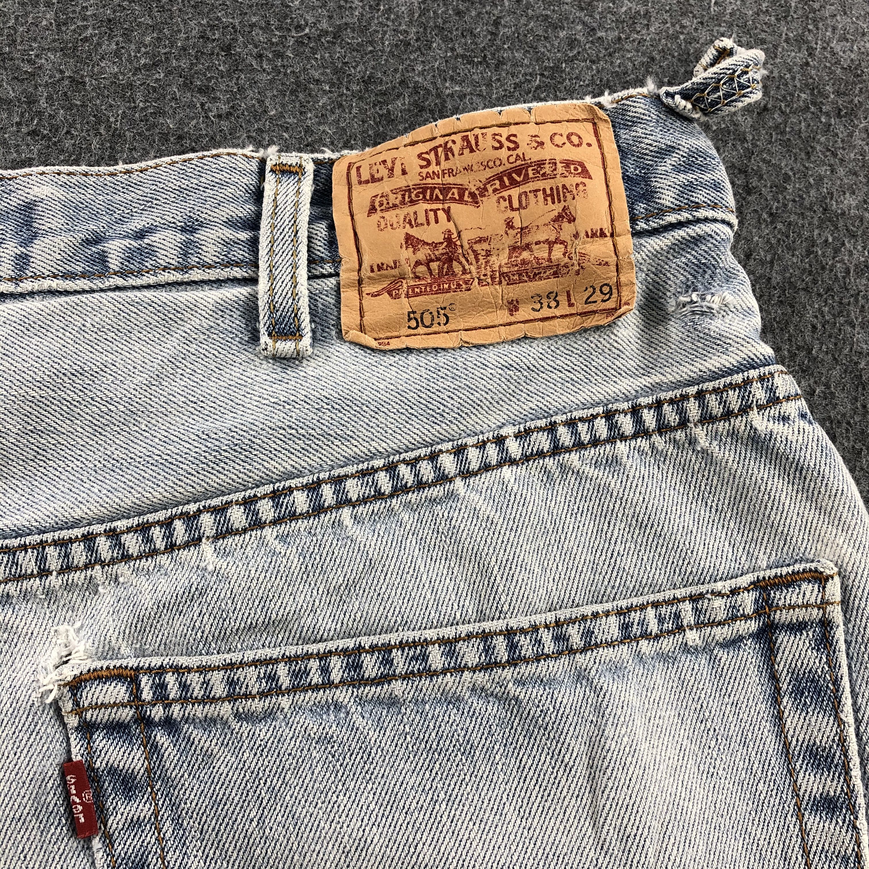 Levi's Light Washed Vintage Levis 505 Jeans-J979 Size US 36 / EU 52 - 5 Thumbnail