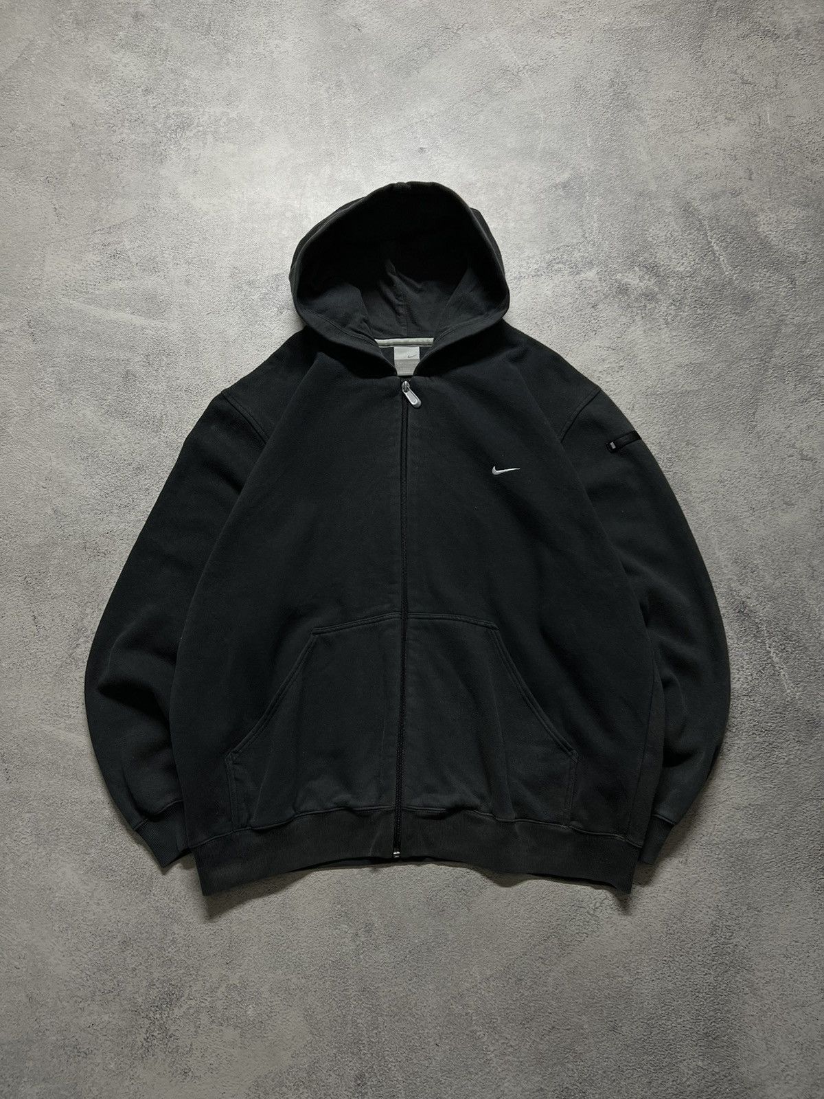 Vintage Vintage Y2K Faded Nike Mini Swoosh Oversized Hoodie 00’s Size US L / EU 52-54 / 3 - 3 Thumbnail