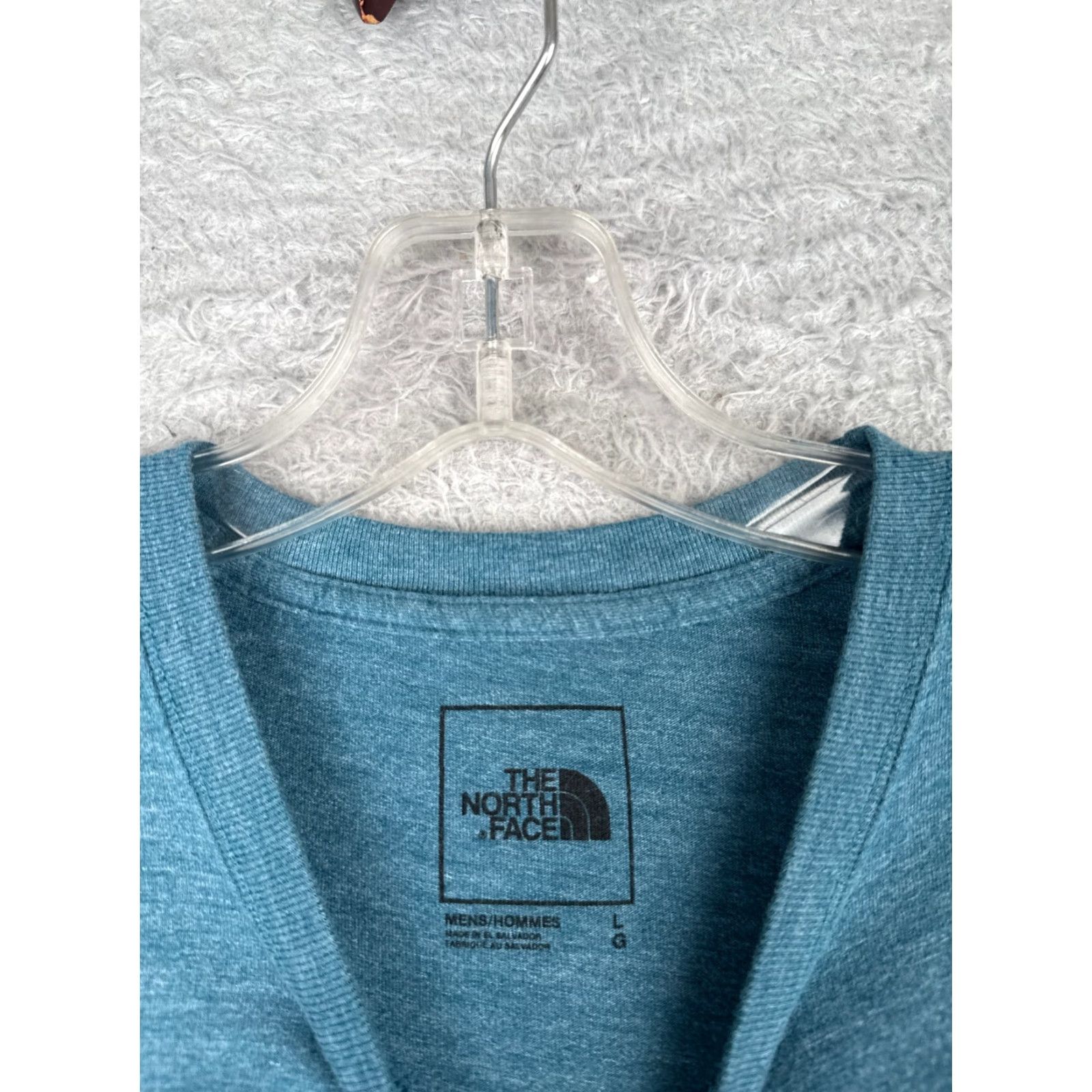 The North Face The North Face Shirt Men L Blue Short Sleeve Crew Neck Poly PAINTER READ Colorful Logo All Seasons Breathable Regular Fit - Color Blue Mens T-Shirt Size US L / EU 52-54 / 3 - 7 Thumbnail