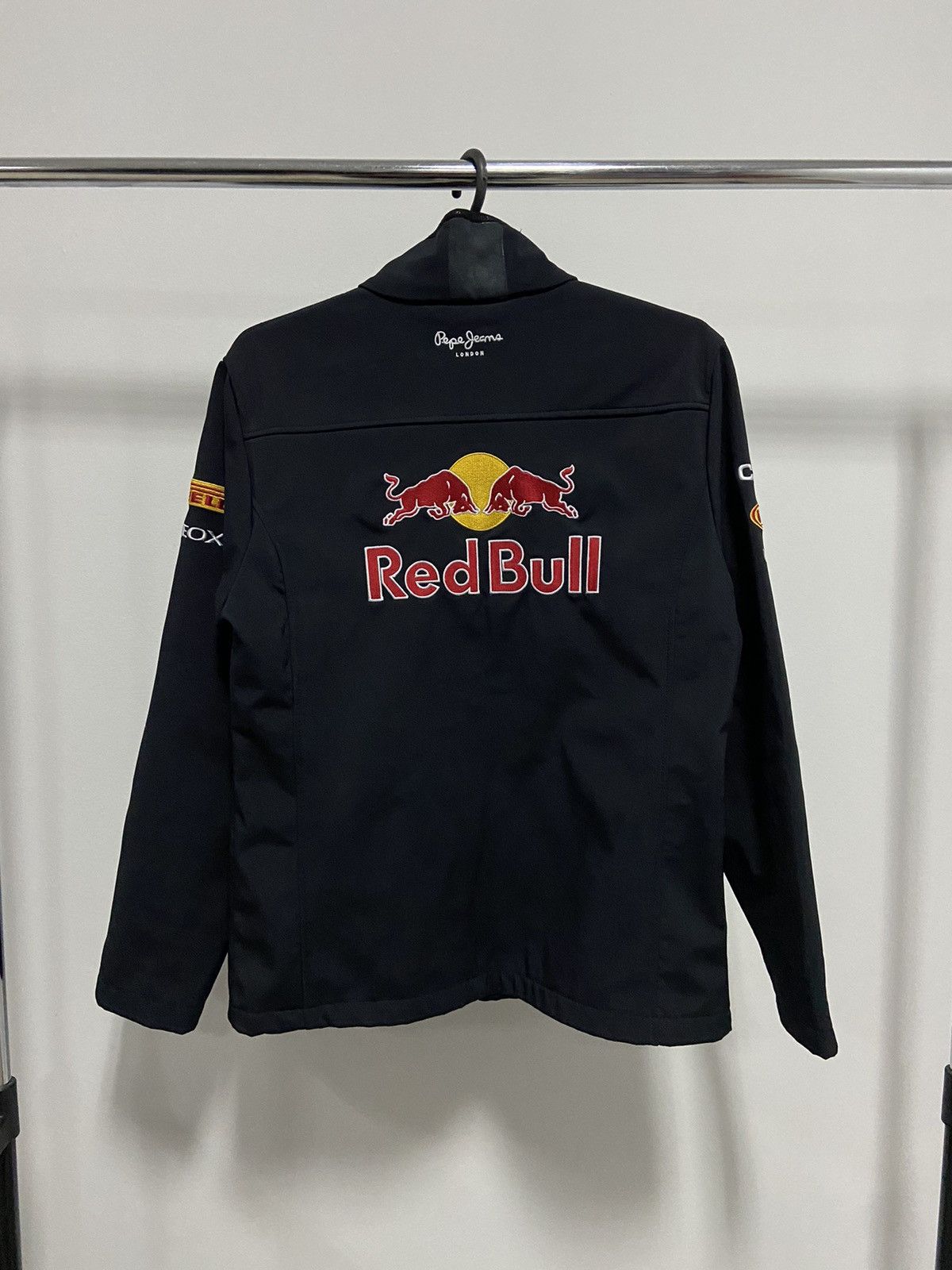 Red Bull Red Bull formula one team Vintage Jacket Racing Big Logo Size US S / EU 44-46 / 1 - 1 Thumbnail
