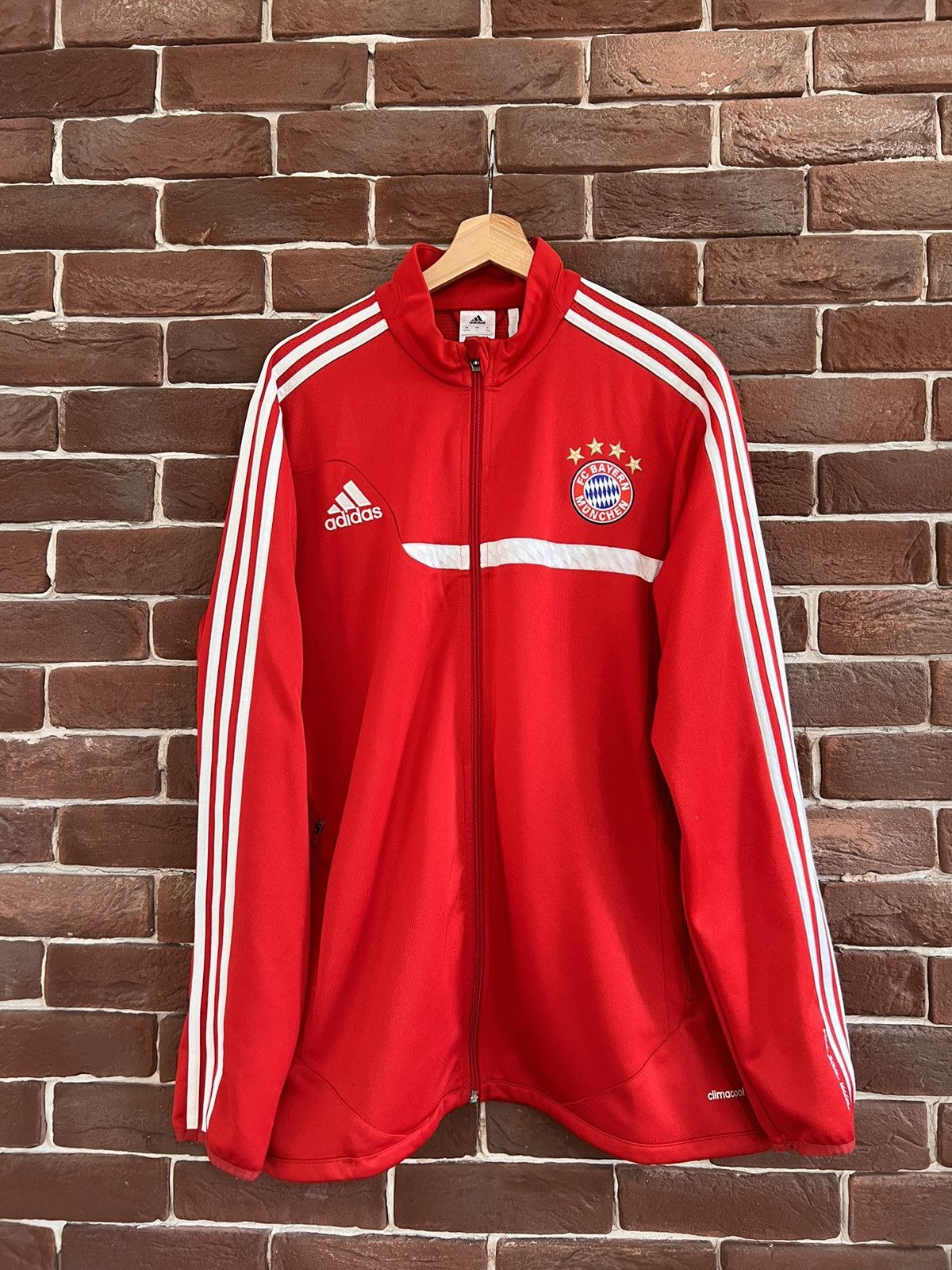 Vintage Rare Vintage Bayern München 2013 Jacket Red Adidas Soccer Size US L / EU 52-54 / 3 - 1 Thumbnail
