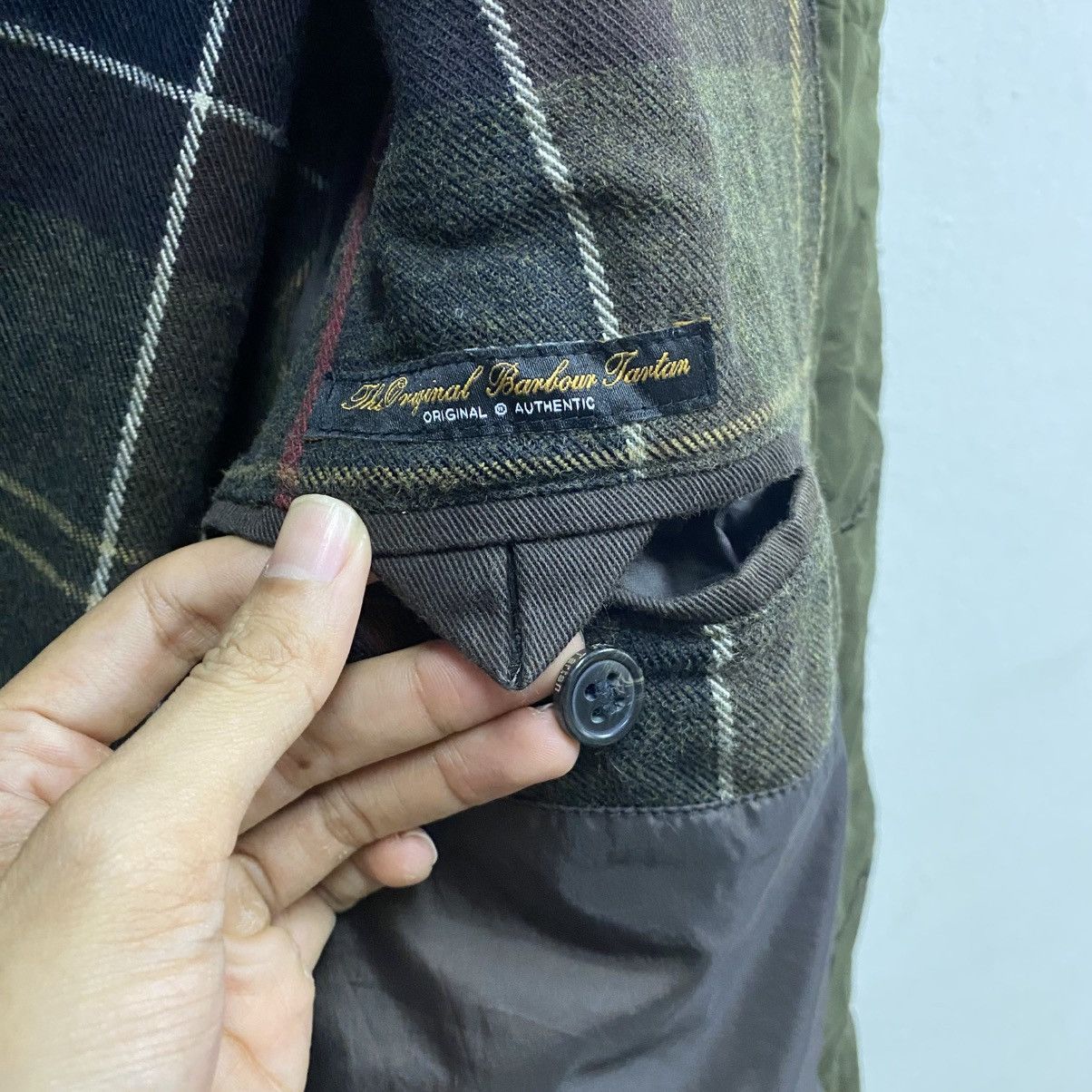 Barbour BARBOUR CLASSIC TARTAN QUILTED CORDUROY JACKETS Size US M / EU 48-50 / 2 - 17 Thumbnail