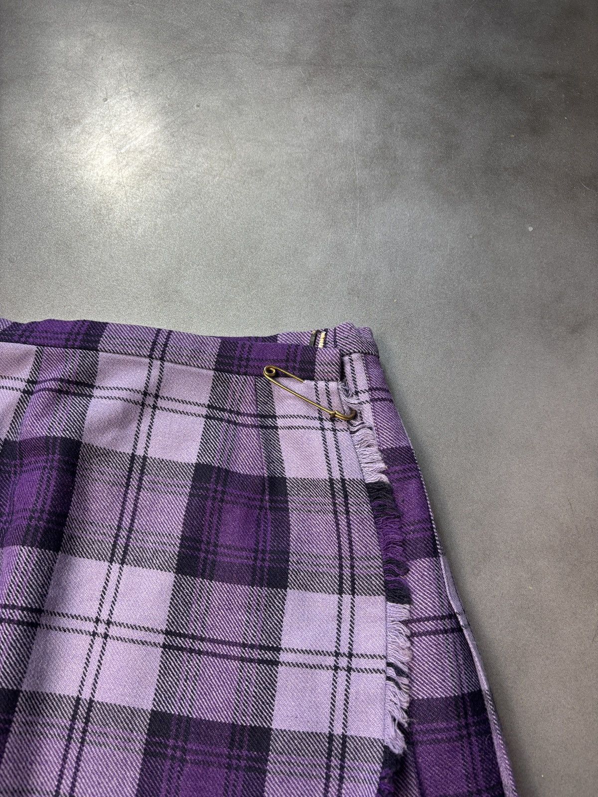 Marks & Spencer × Vintage 1960s Plaid Skirt Vintage St. Michaels England Tartan School Size 23" - 4 Thumbnail