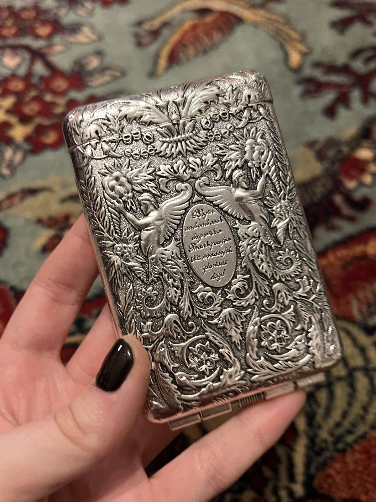 Vintage Vintage embossed cigarette case angel floral renaissance Size ONE SIZE - 24 Thumbnail