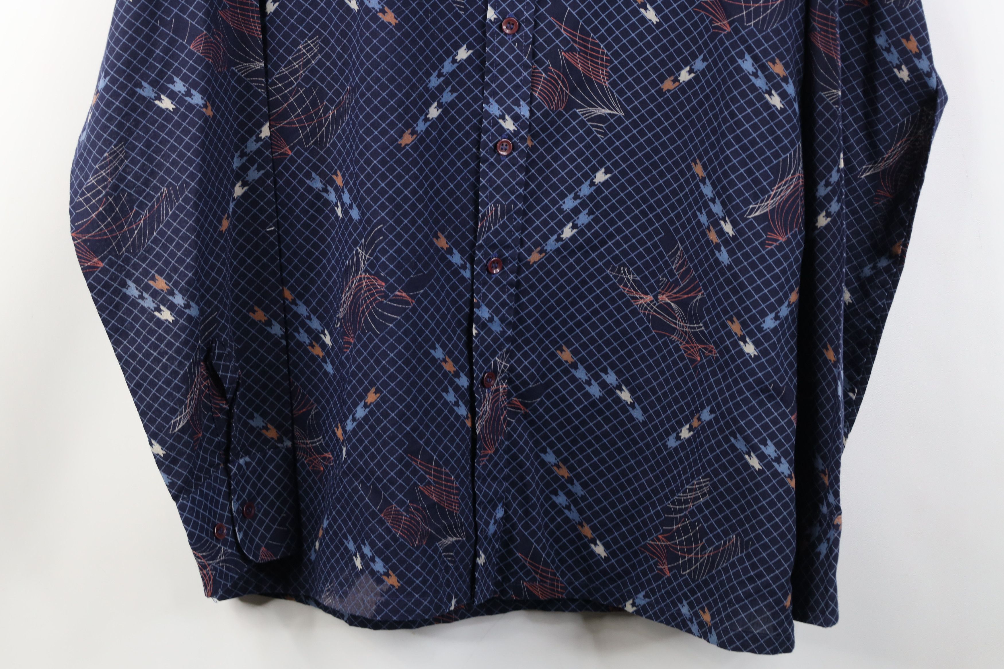 Vintage Vintage 70s Streetwear Abstract Art Dagger Collar Shirt Size US L / EU 52-54 / 3 - 3 Thumbnail