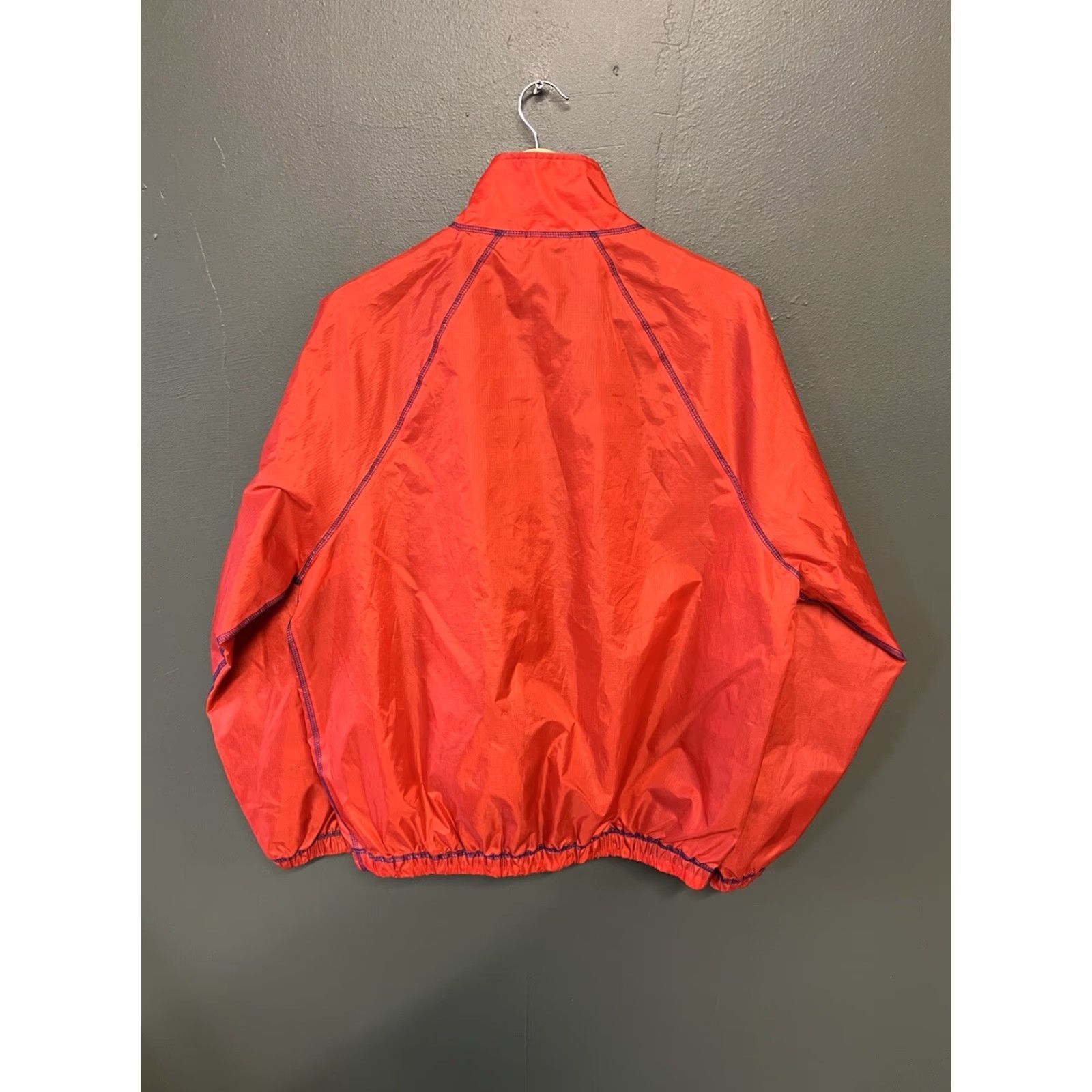 Forever 21 FOREVER 21 Windbreaker Jacket Wilson Red Full Zip Mens Small Size S / US 4 / IT 40 - 2 Thumbnail