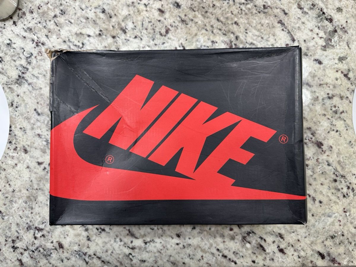 Jordan Brand Air Jordan 1 Retro High OG Reverse Shattered Backboard Size US 11 / EU 44 - 24 Thumbnail