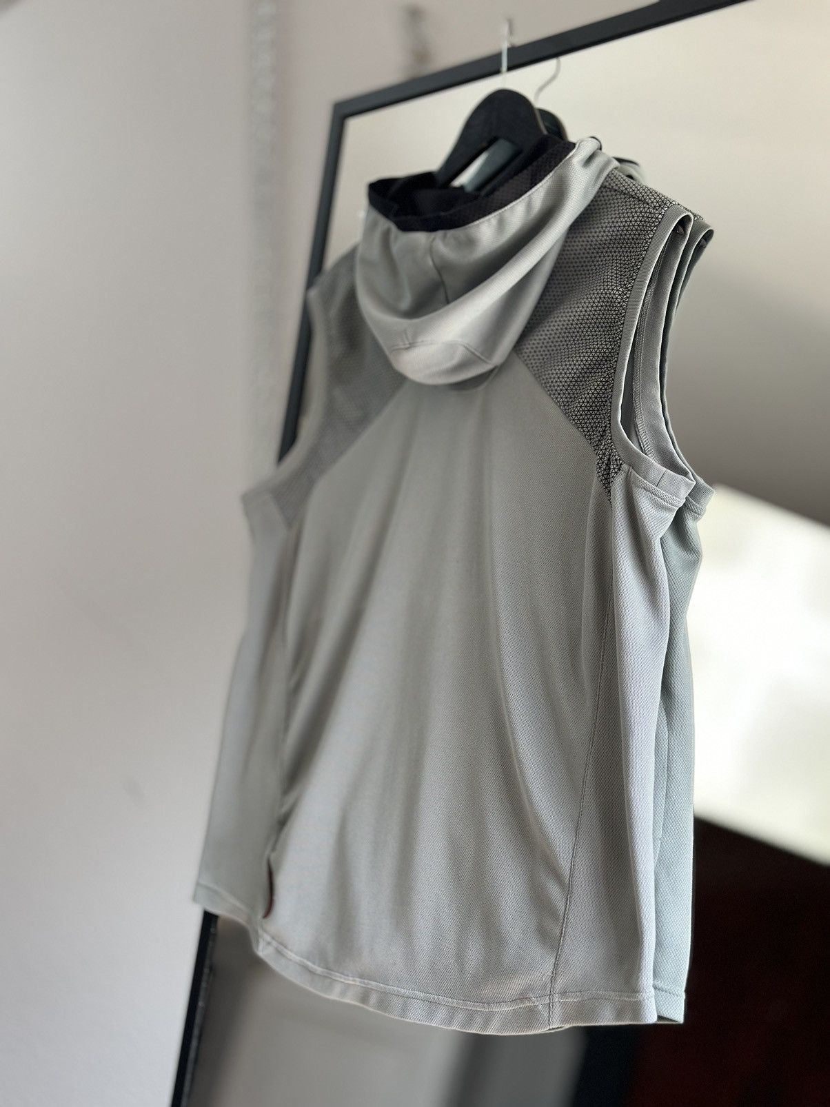 Nike Vintage Nike Shox T-shirt Gray Oakley style West shoppers Size US L / EU 52-54 / 3 - 10 Thumbnail