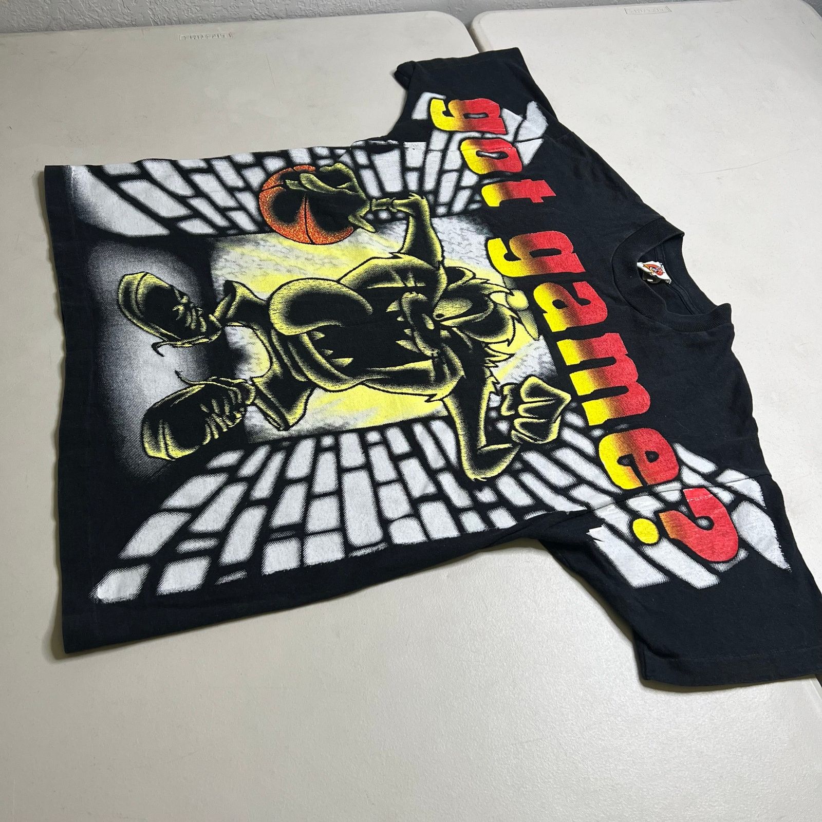 Vintage Vintage 1997 Looney Tunes Taz Got Game Shirt USA Made L OP Size US L / EU 52-54 / 3 - 3 Thumbnail