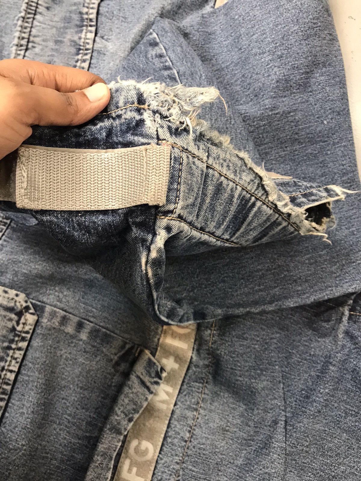 Marithe + Francois Girbaud Vintage marithe & Francois girbaud baggy denim pant Size US 44 / EU 60 - 11 Thumbnail