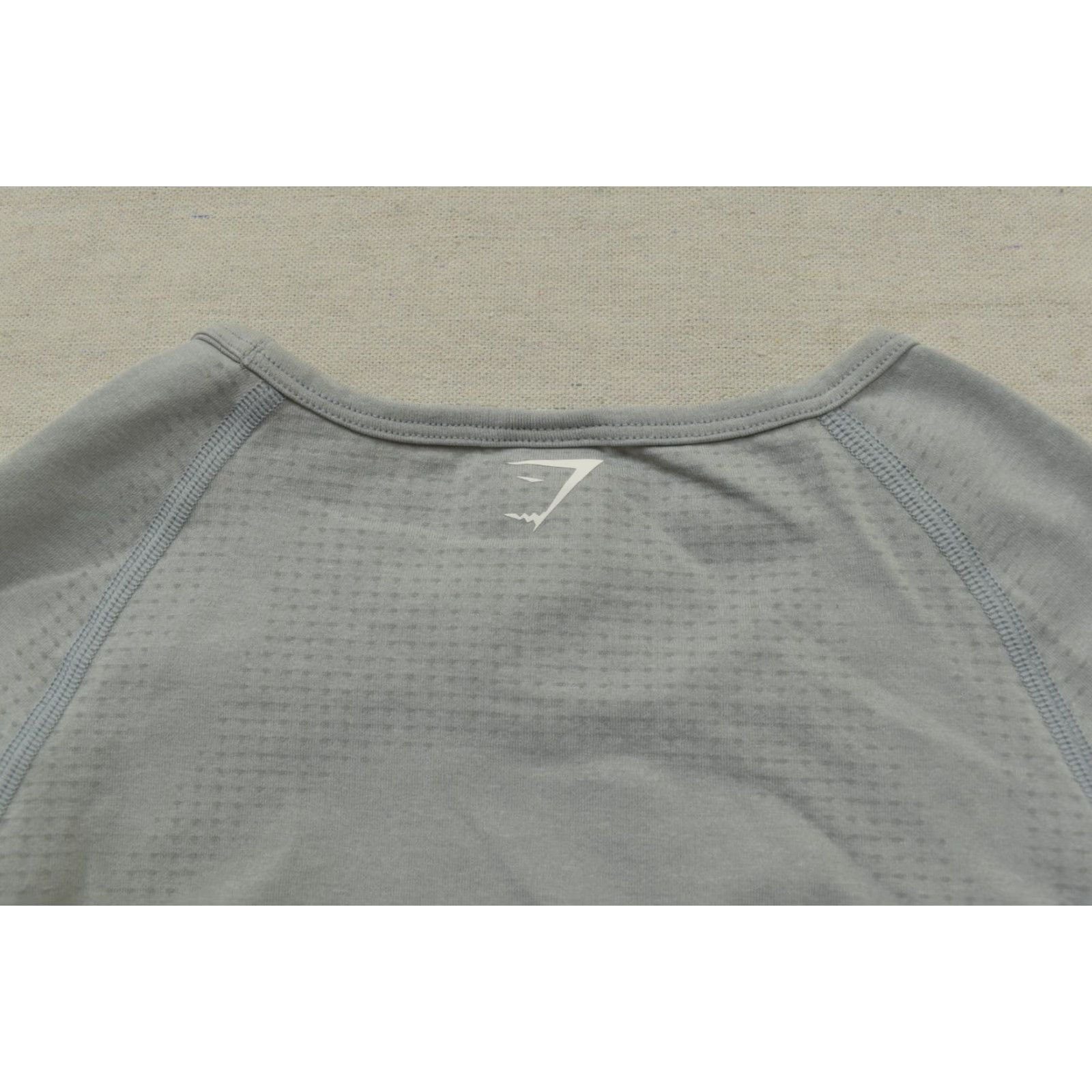 Gymshark Gymshark Women's L Vital Seamless 2.0 Long Sleeve Crop Top Gray Marl Crew Neck Crop Top Mens Womens Girls Bags Size L / US 10 / IT 46 - 8 Thumbnail