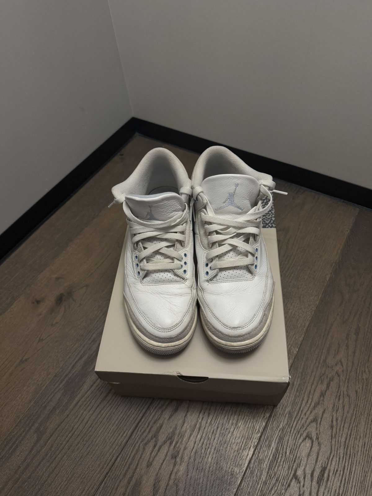 Jordan Brand Jordan 3 White/Blue Size US 11.5 / EU 44-45 - 3 Thumbnail