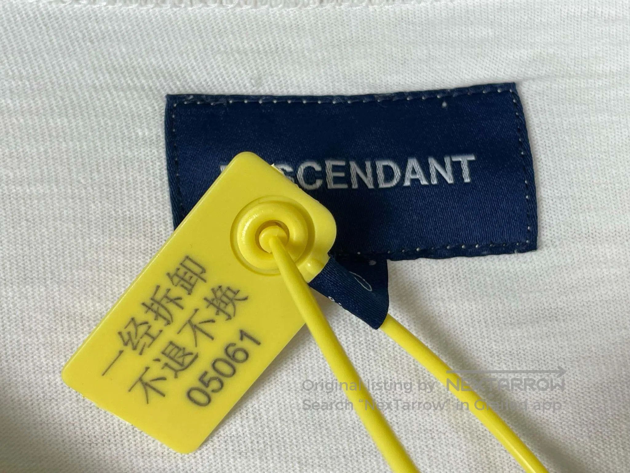 Descendant Descendant Back Logo Short Sleeve Size US L / EU 52-54 / 3 - 5 Thumbnail