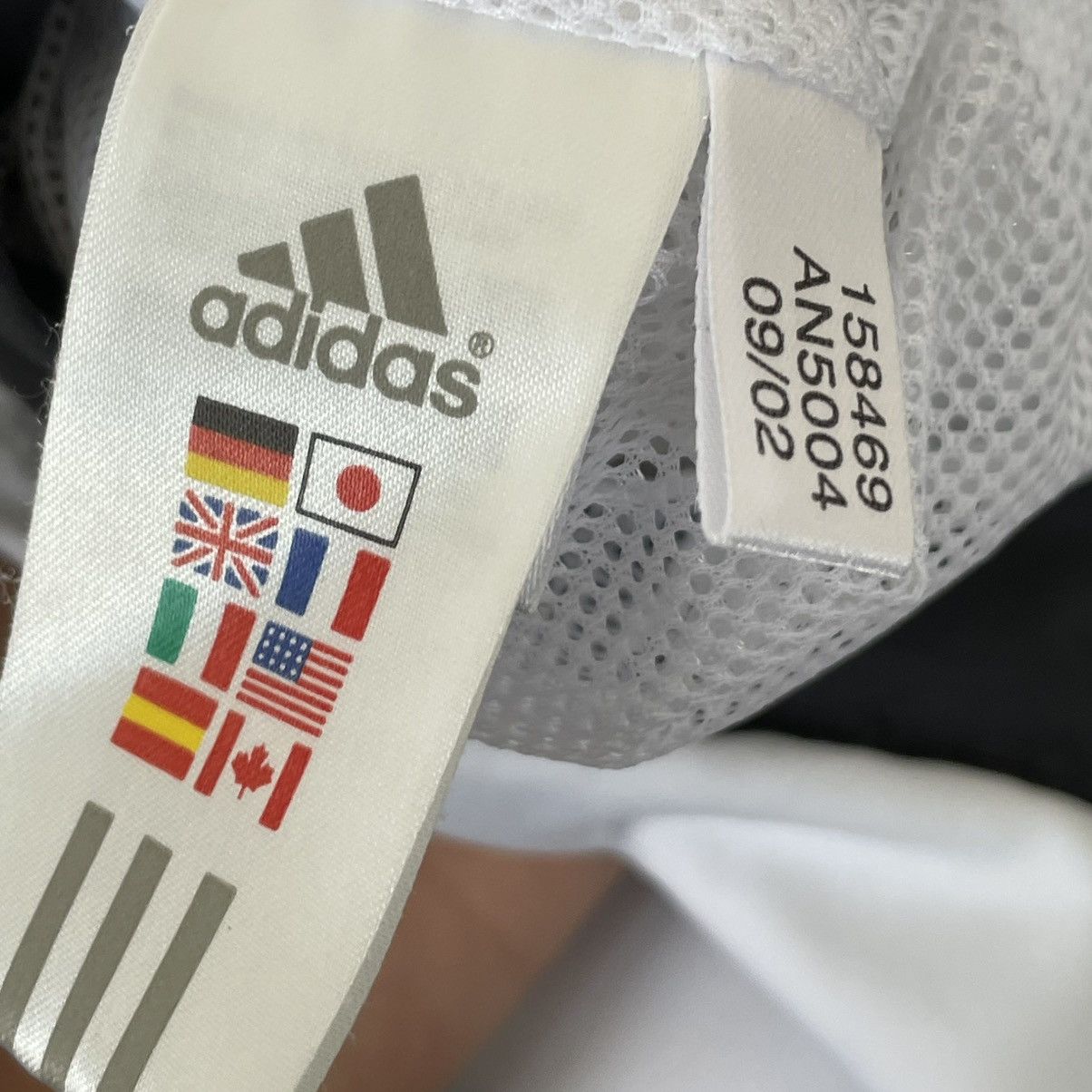 Adidas × Vintage Vintage Tracksuit Jacket zip up Adidas three striped Y2k Size US M / EU 48-50 / 2 - 10 Thumbnail