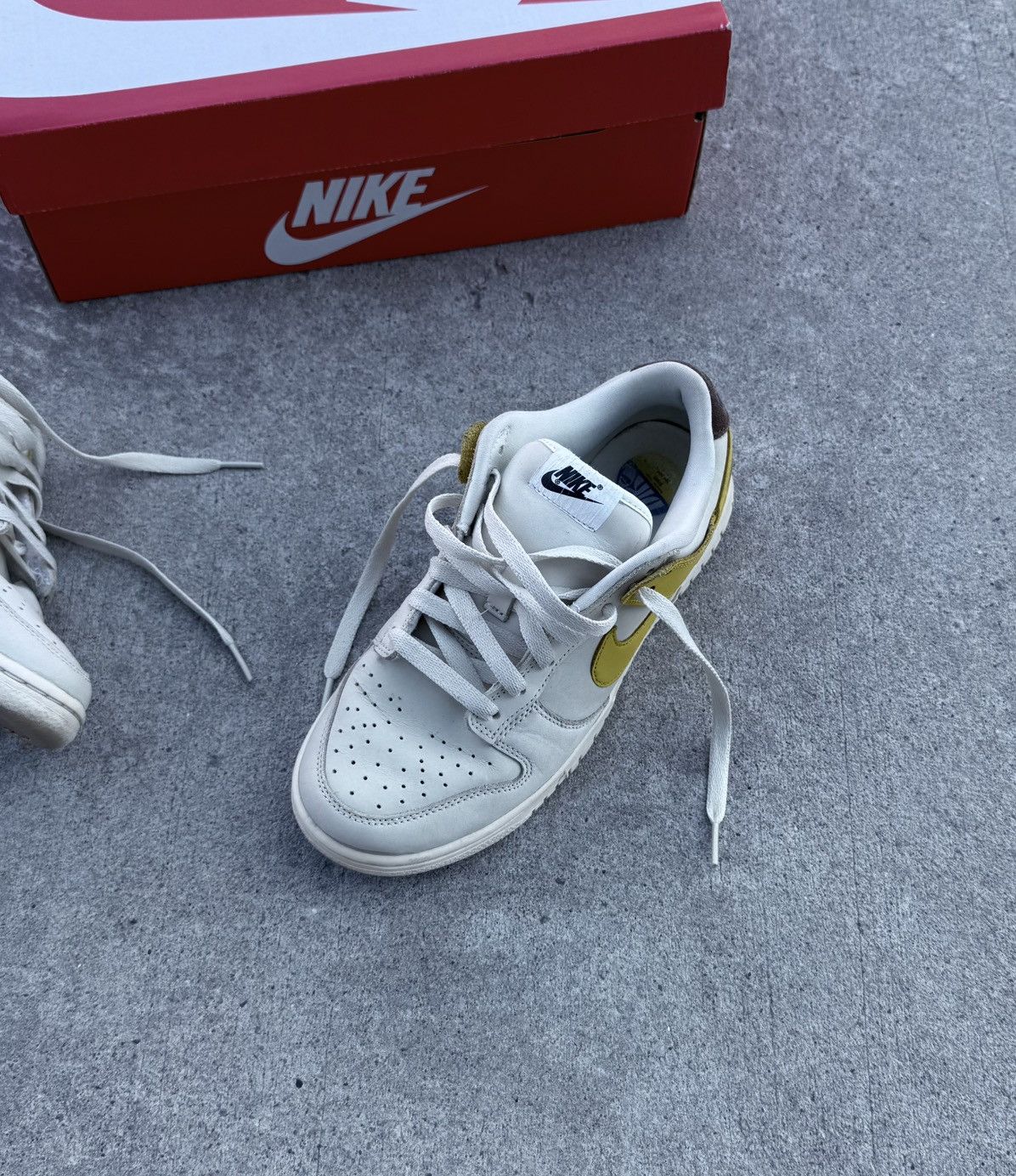 Nike W NIKE DUNK LOW LX y2k streetwear track sneakers Size US 7.5 / IT 37.5 - 3 Thumbnail
