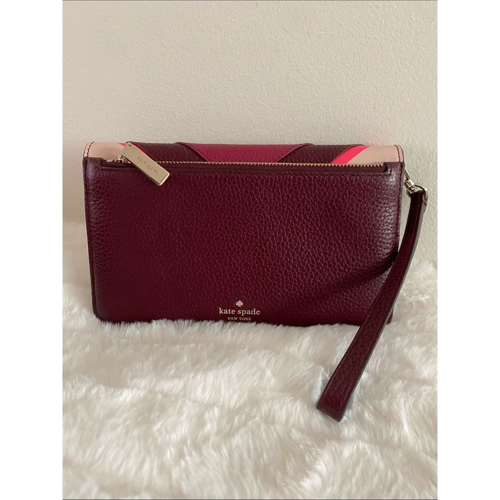 Kate Spade Kate Spade Kourtney Chevron Medium Clutch Wallet Wristlet Size ONE SIZE - 2 Thumbnail