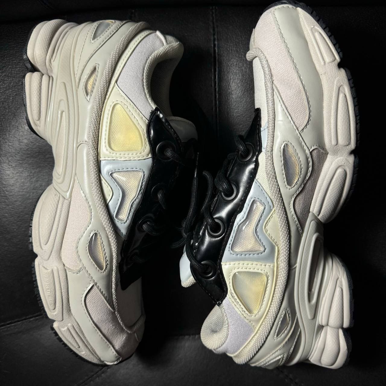 Adidas × Raf Simons 8us sneakers Adidas Raf Simons Ozweego cream white Size US 8 / EU 41 - 5 Thumbnail