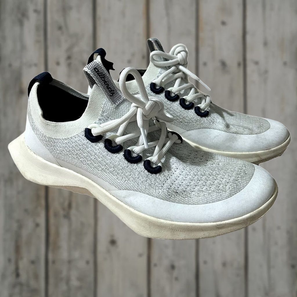 Allbirds VINTAGE Allbirds TD2 Tree Dasher 2 Blizzard Deep Navy Size 10 Women Sneaker Athletic White Women’s TD2 Tree Dasher 2 Blizzard Deep Navy Size 10 Size US 10 / IT 40 - 1 Thumbnail