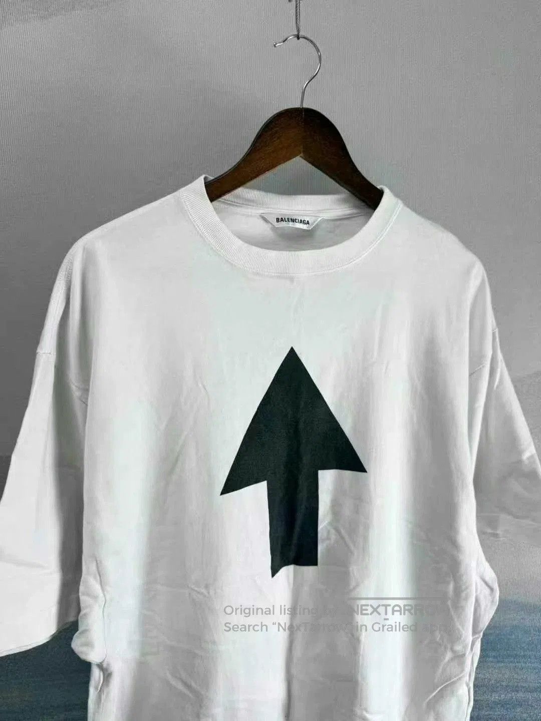 Balenciaga balenciaga white short sleeve wifi shirt. Size US XS / EU 42 / 0 - 2 Thumbnail