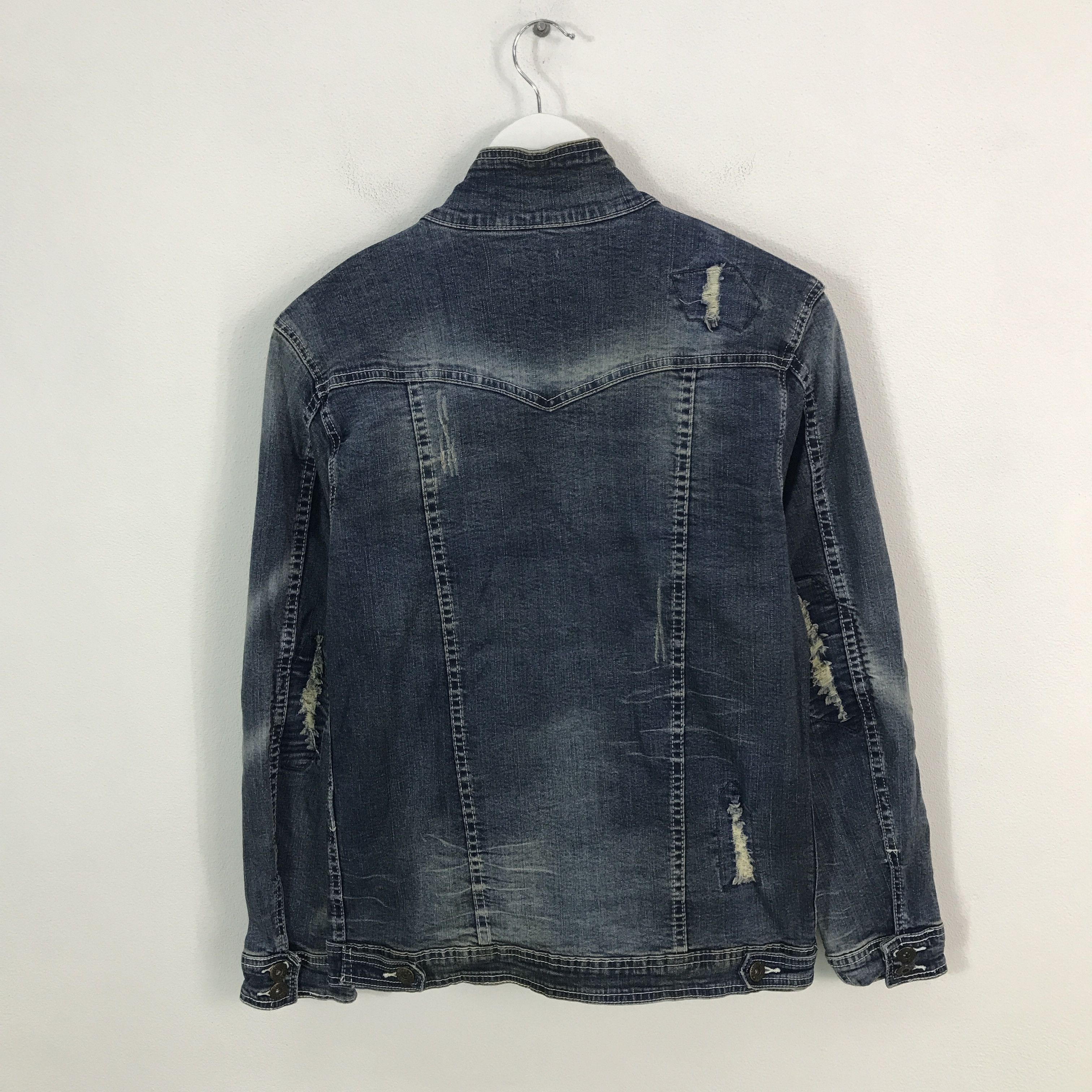 Japanese Brand Gavaria Distressed Button denim jacket Size US L / EU 52-54 / 3 - 3 Thumbnail