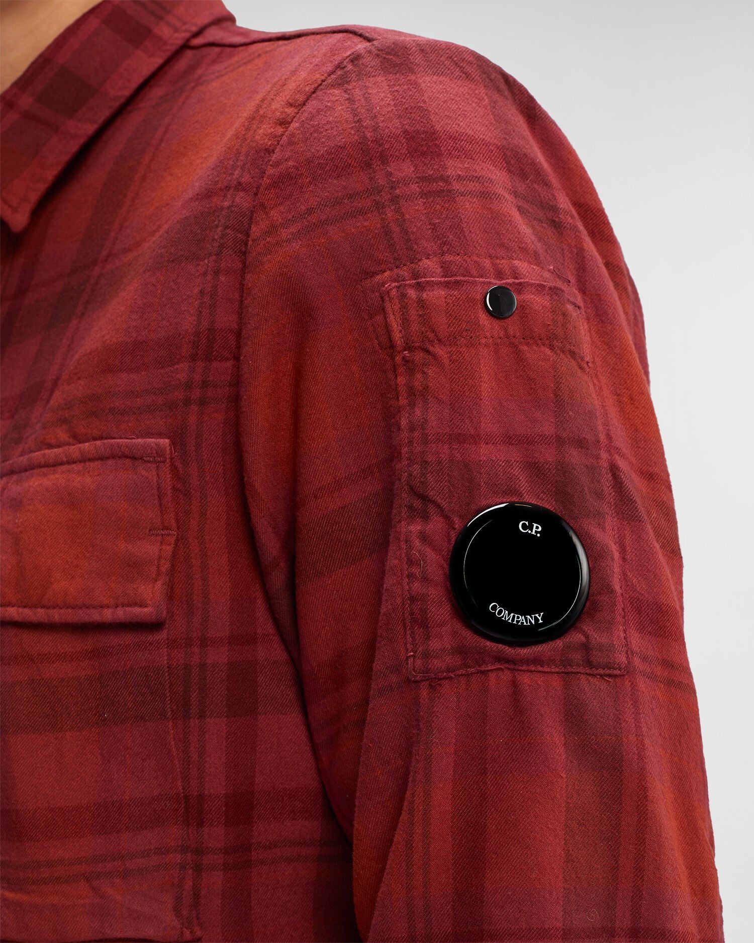 C.P. Company o1y1224 Checked Shirt in Red Size US L / EU 52-54 / 3 - 4 Thumbnail