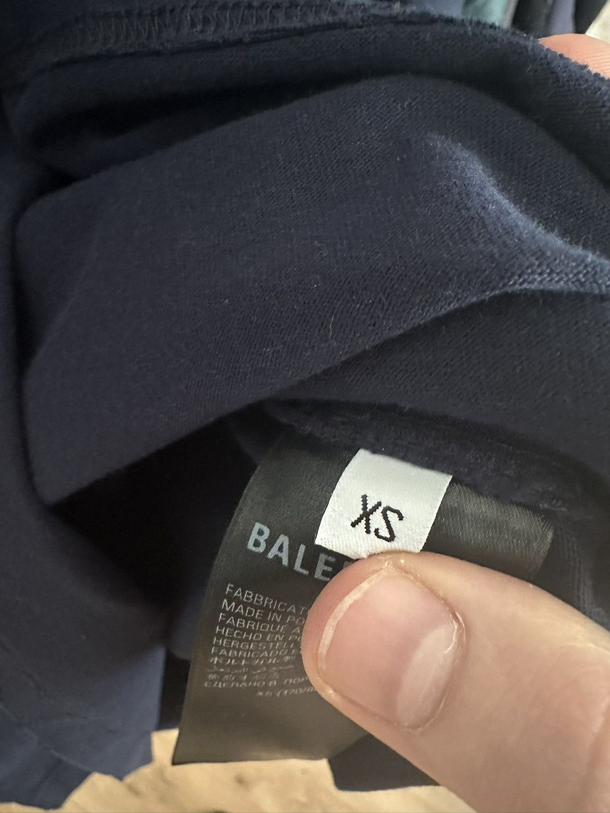 Balenciaga Balenciaga caps Logo distressed oversized shirt XS Size US XS / EU 42 / 0 - 3 Thumbnail