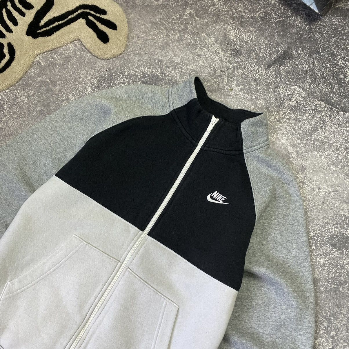Vintage Men’s Nike Small Swoosh Streetwear Cotton y2k sweatshirt Size US S / EU 44-46 / 1 - 2 Thumbnail