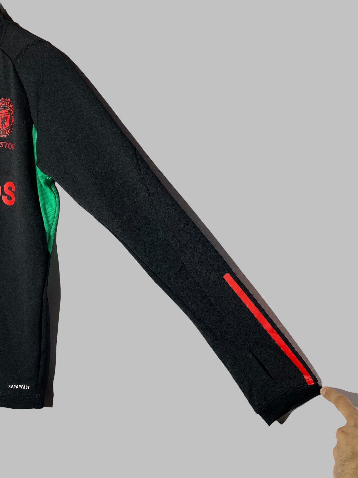 Other 🔥 MANCHESTER UNITED ADIDAS MEGASTORE TEZOS TECH TOP 🔴⚫ Size US S / EU 44-46 / 1 - 9 Thumbnail