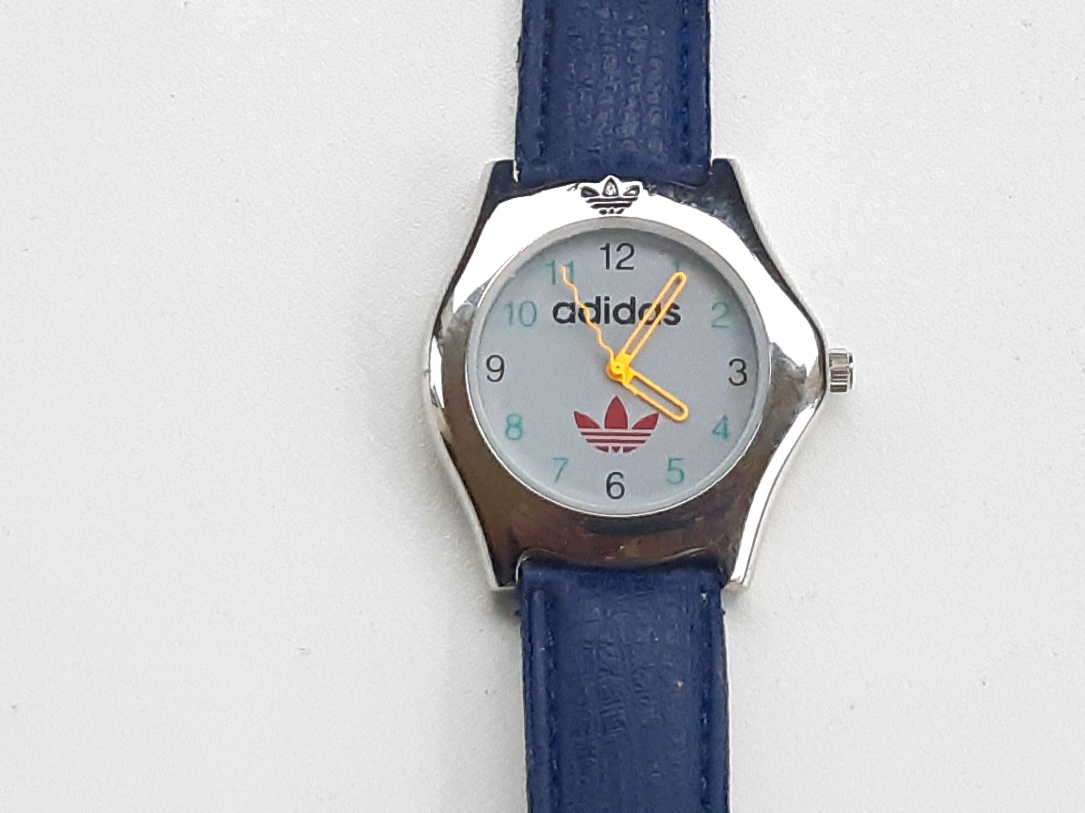 Adidas Vintage 90s ADIDAS Quartz Watch 10-0032 NOS Size ONE SIZE - 1 Thumbnail