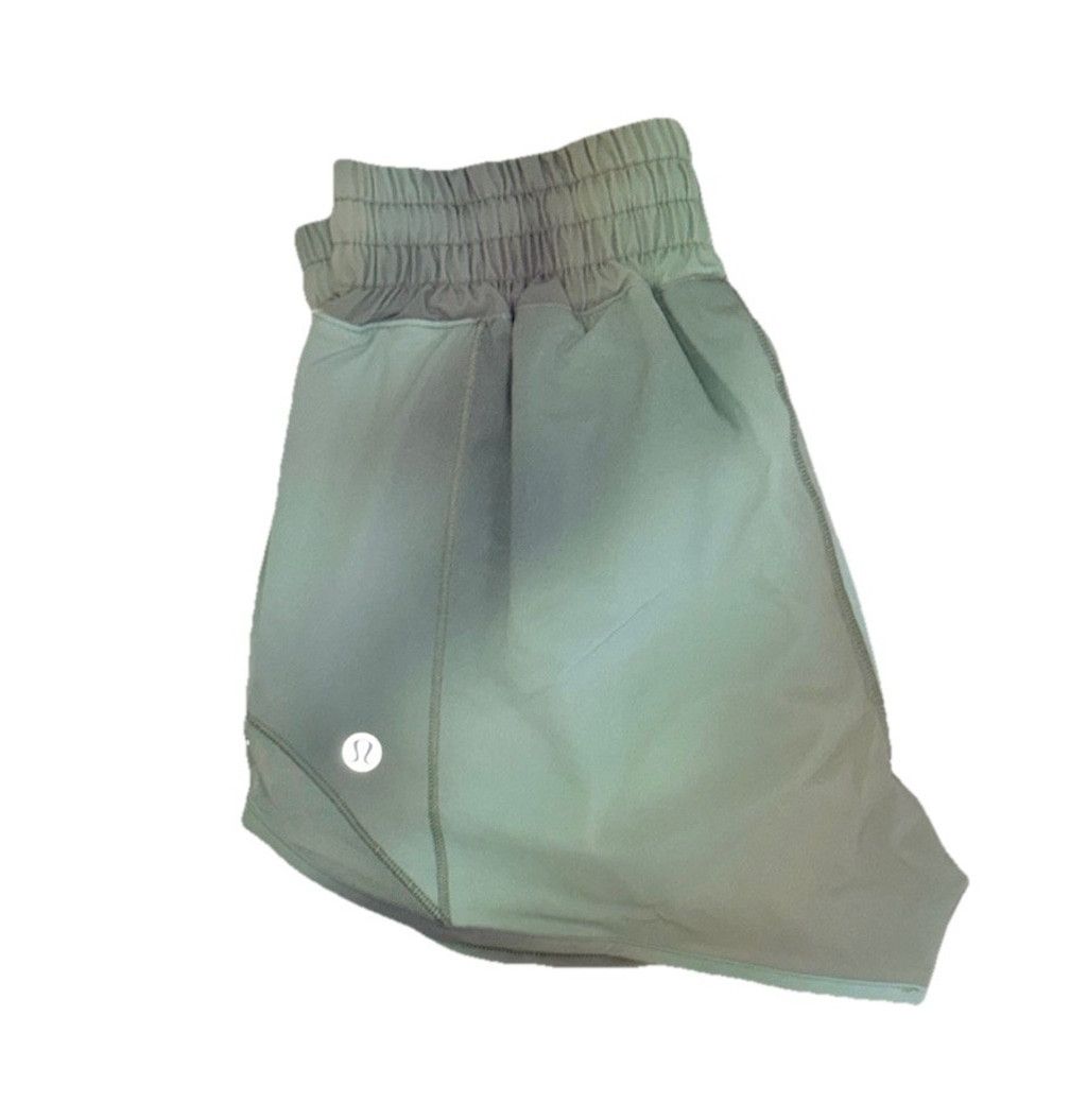 Lululemon LULULEMON HOTTY HOT HIGH RISE SHORT 4”LINED CDGM/PLMC SZ 14 Size 36" / US 14 / IT 50 - 4 Thumbnail