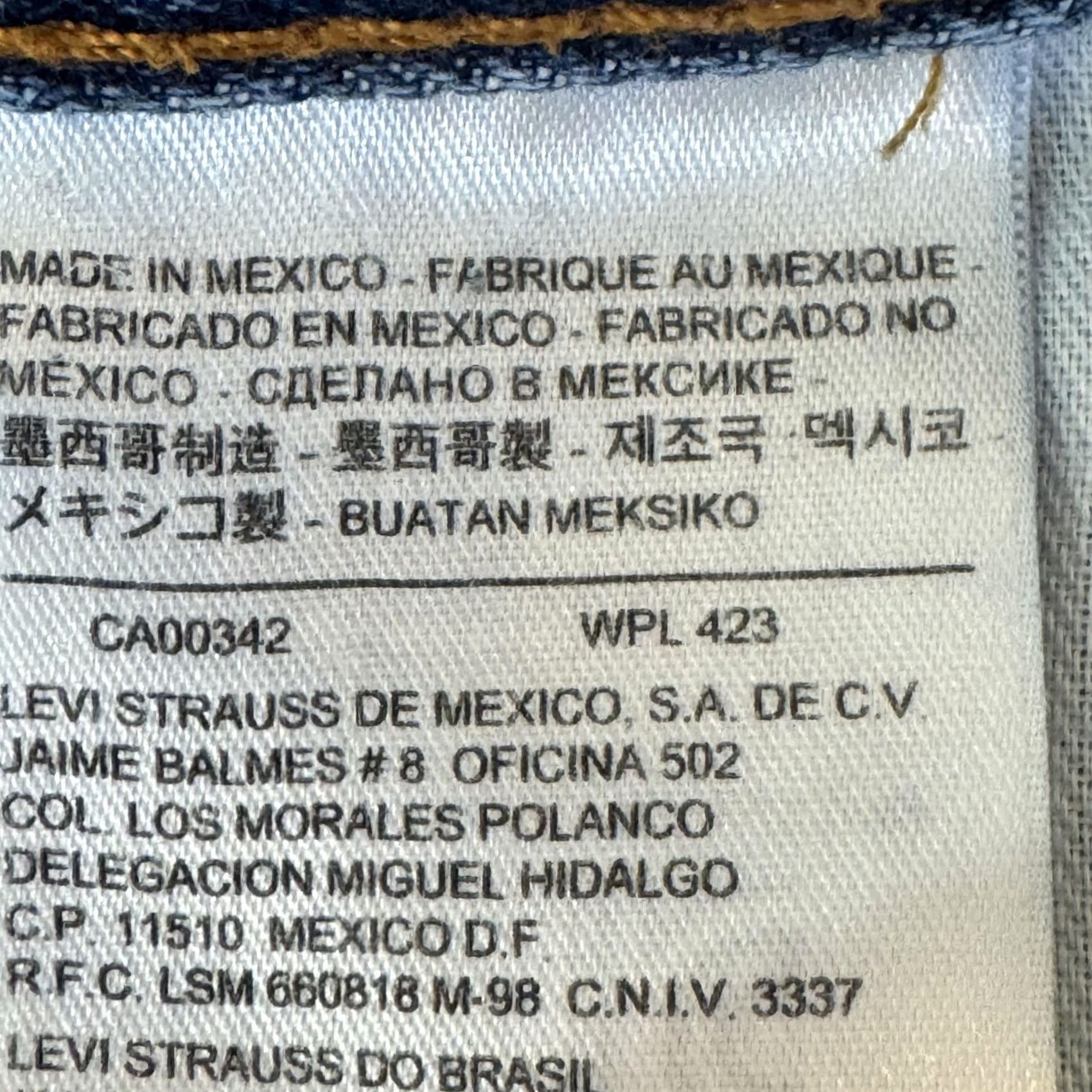 Levi's Levi's 505 Jeans Mens 46x30 Medium Blue Regular Straight Denim Zip fly Button Closure, 5-Pocket Design Size US 30 / EU 46 - 4 Thumbnail